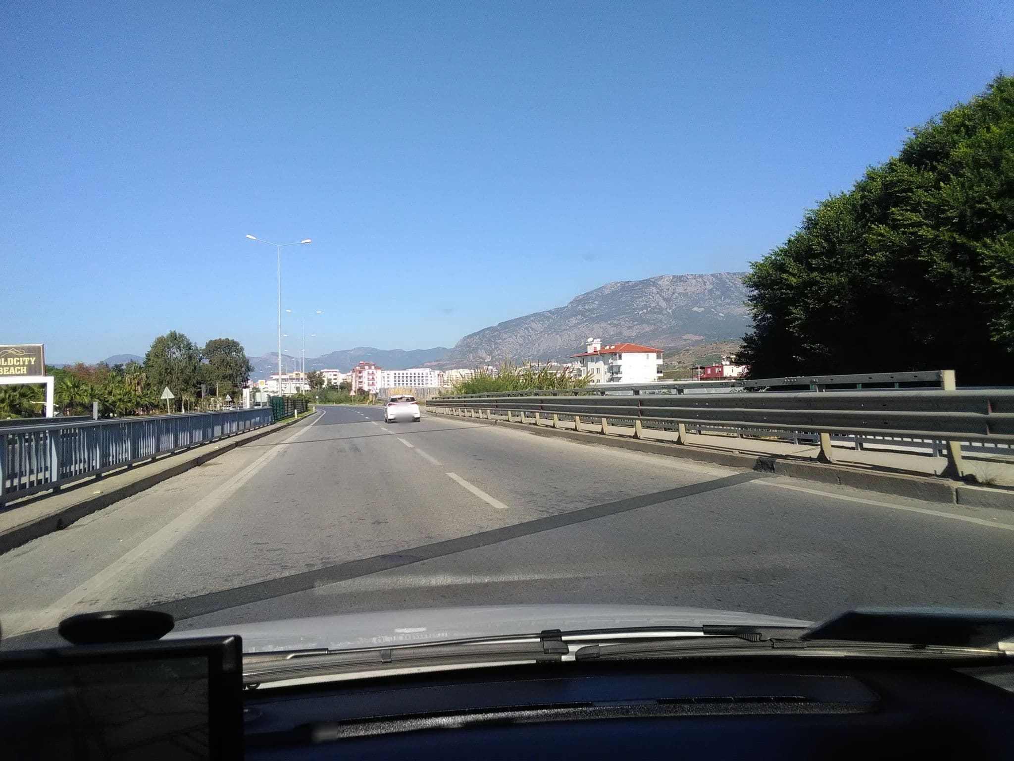 Street view near Kırbıyık Resort Hotel, Kargıcak — © andershl (CC BY-SA · Mapillary)