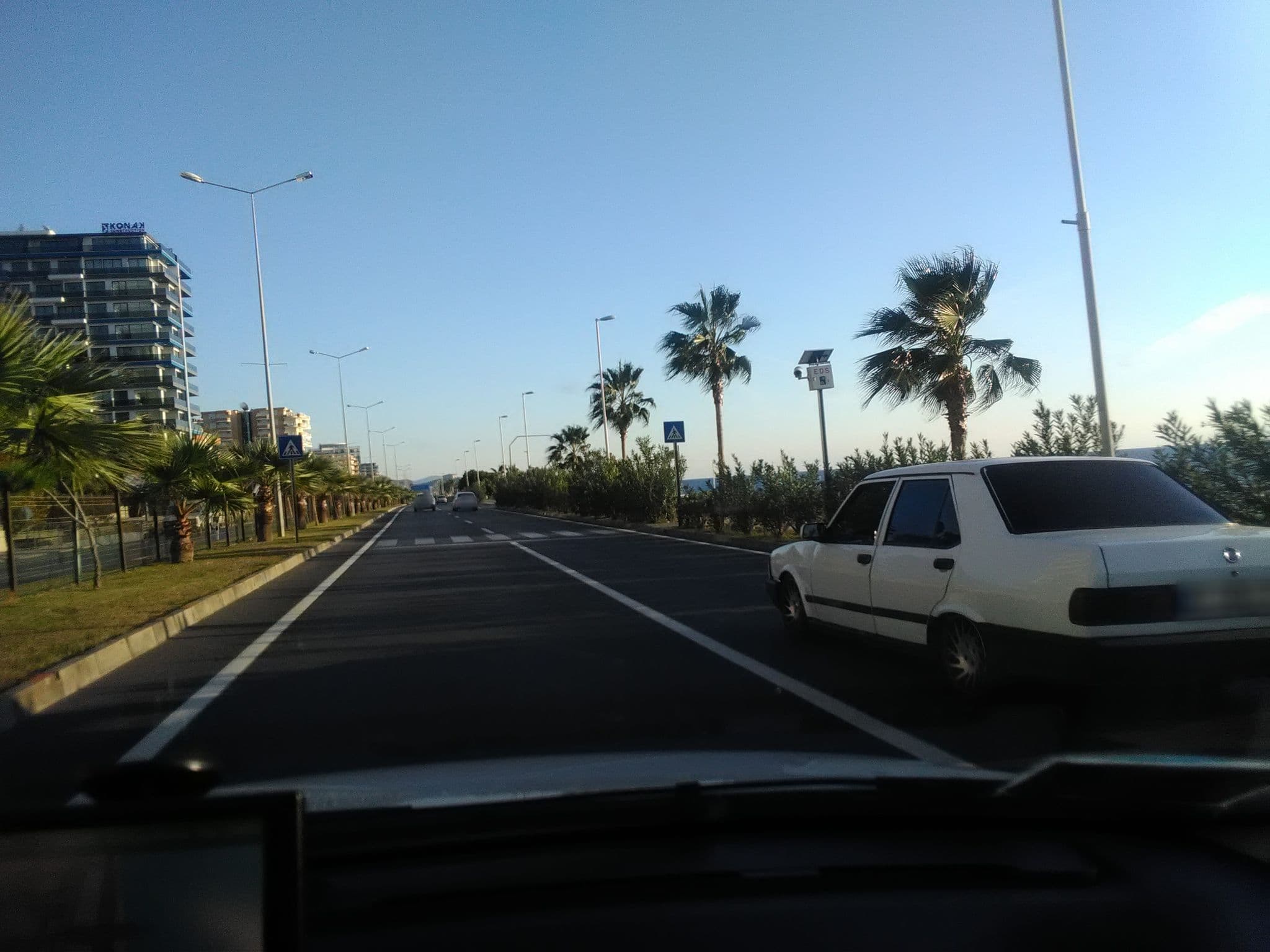 Street view near Twin Apart Hotel Pool, Mahmutlar — © andershl (CC BY-SA · Mapillary)