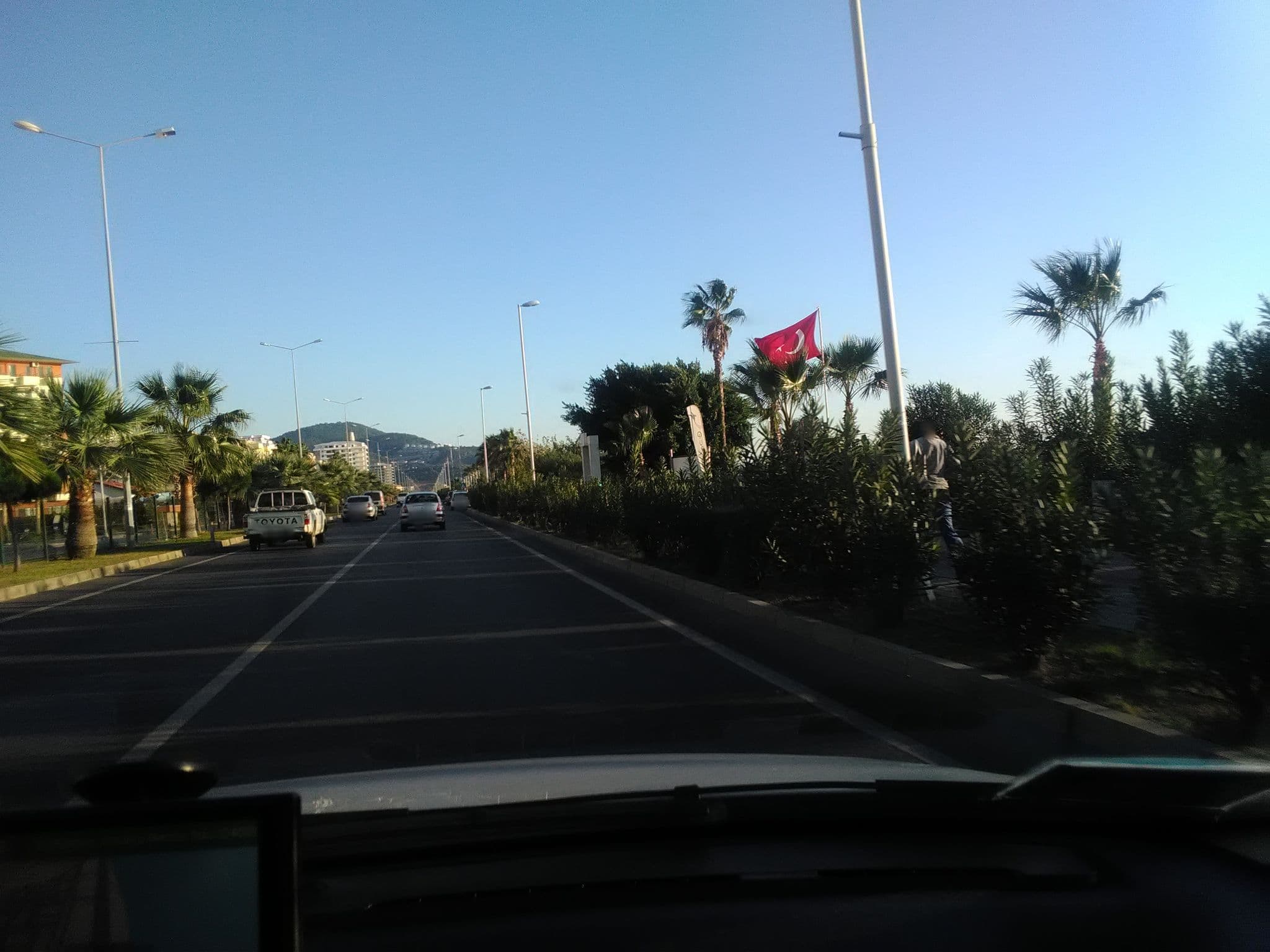 Street view near Alanya Mahmutlar Klas, Kargıcak — © andershl (CC BY-SA · Mapillary)