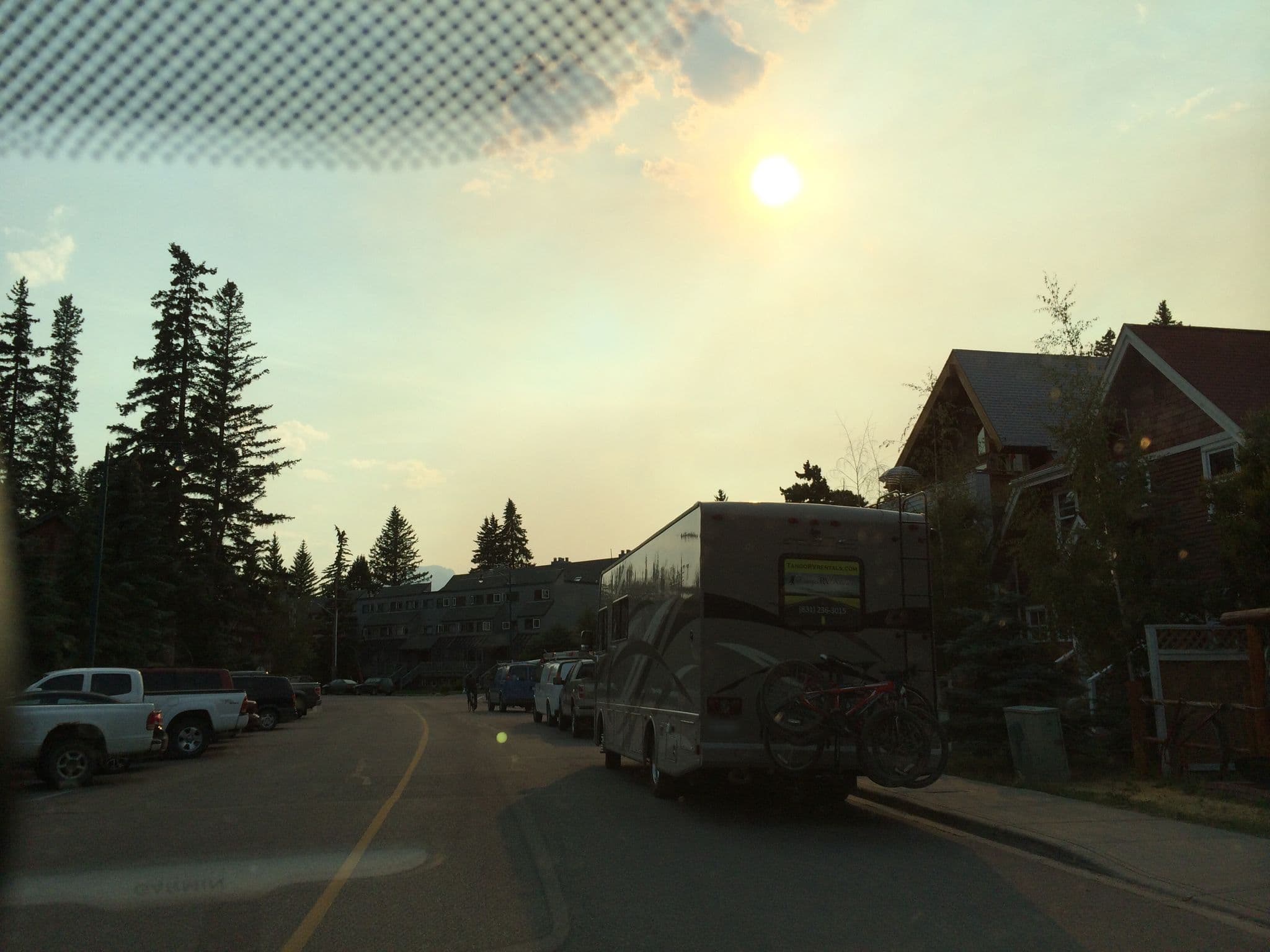 Street view near Mountain Country, Banff