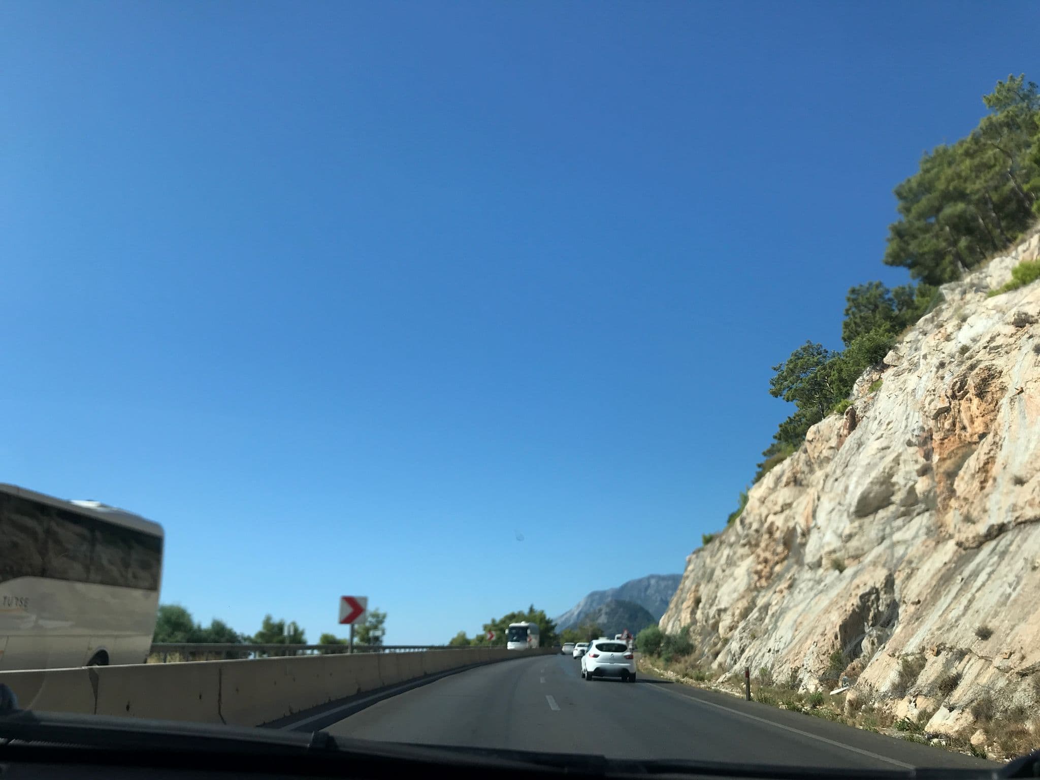 Street view near Premuum Palace, Bahtılı — © ferahkoksal (CC BY-SA · Mapillary)
