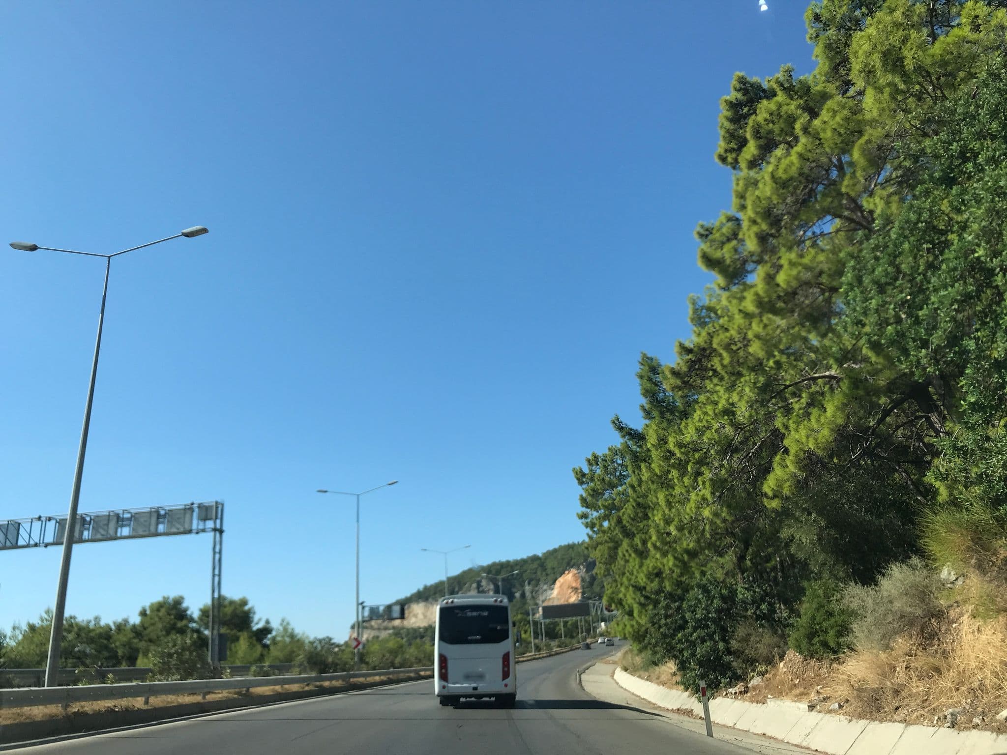 Street view near Antalya Olimpos Yolu, Beldibi — © ferahkoksal (CC BY-SA · Mapillary)