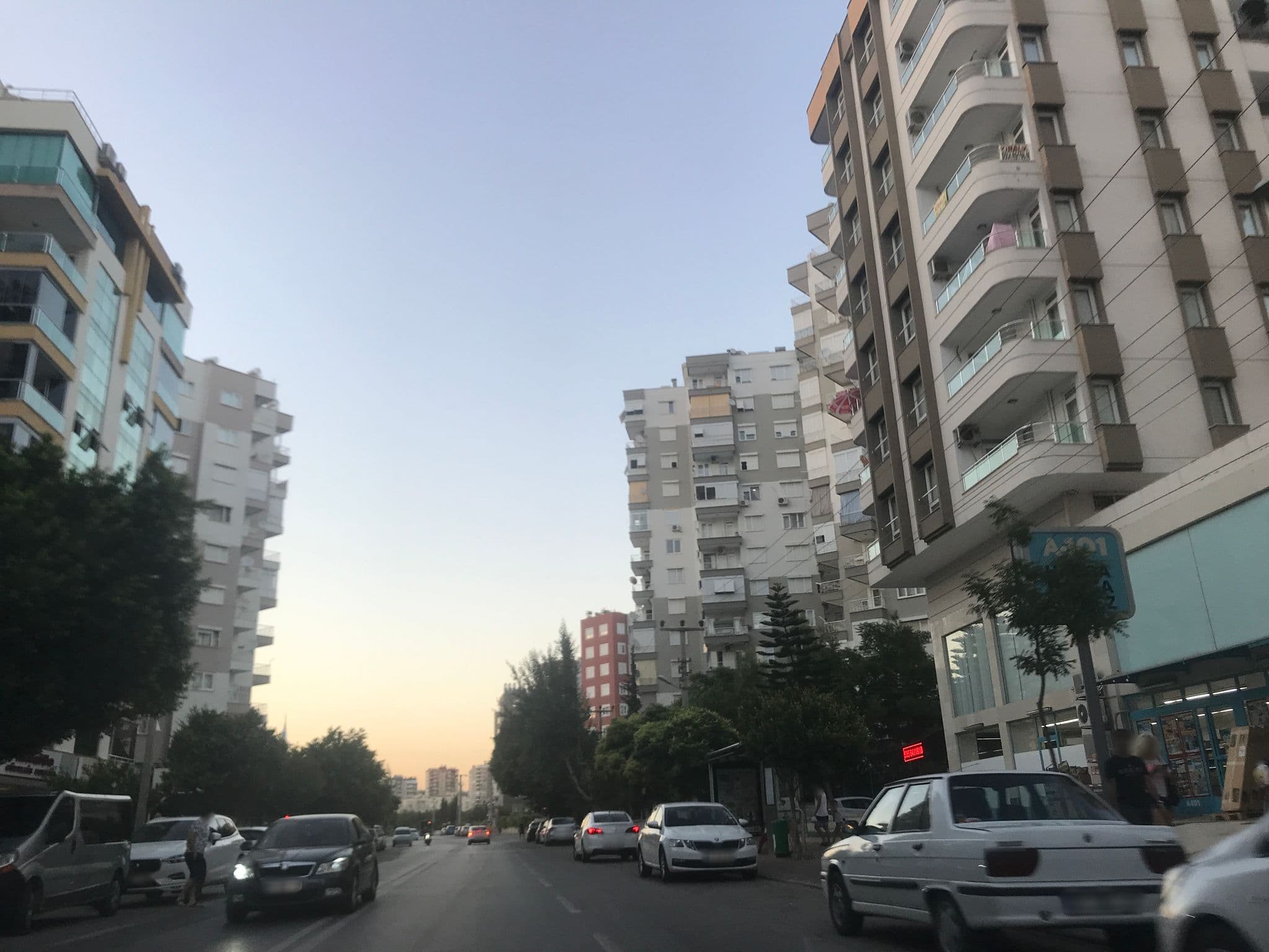 Street view near Granderas hotel, Bahtılı — © ferahkoksal (CC BY-SA · Mapillary)