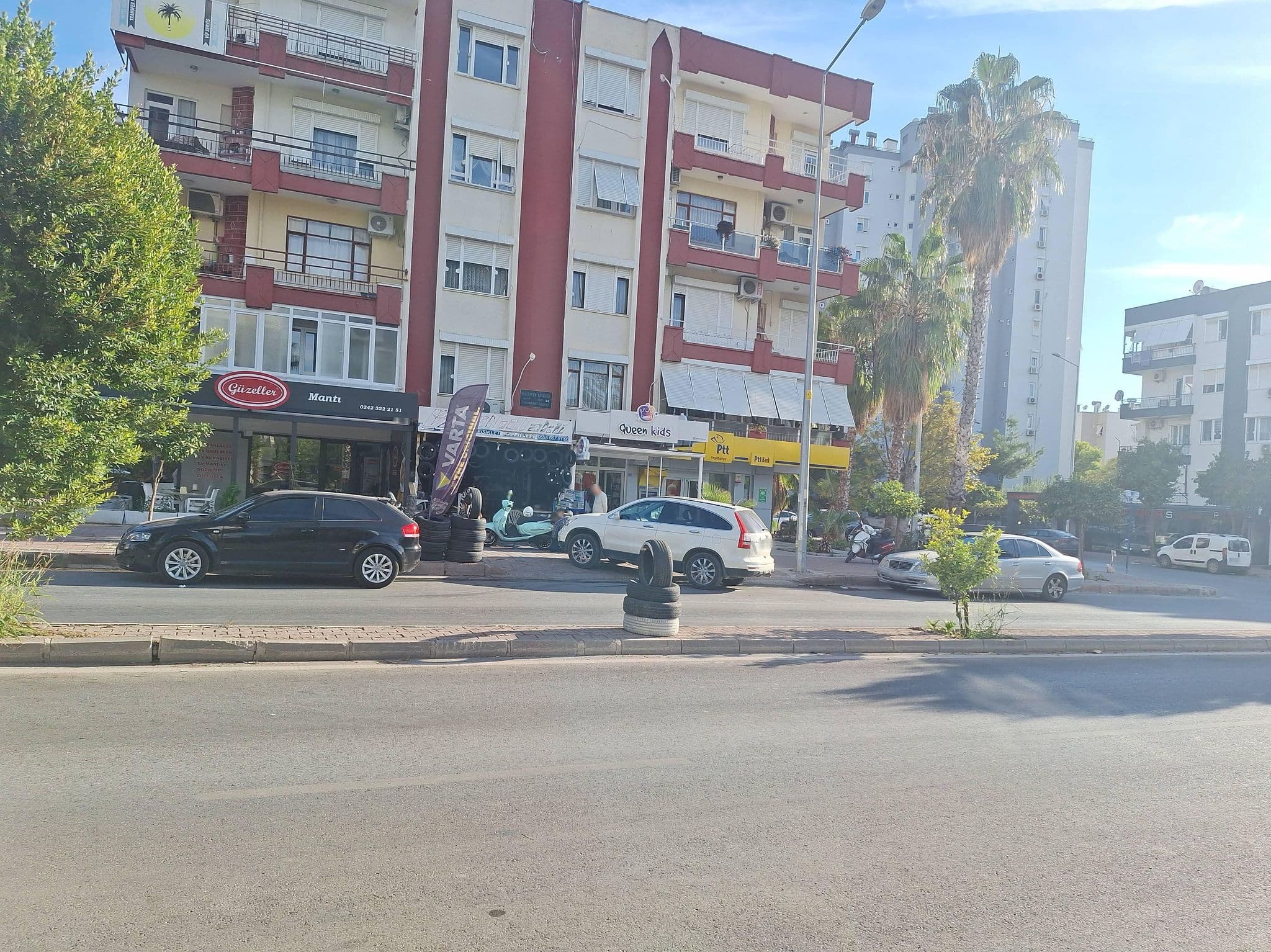 Street view near paloma oceana resort disco bar, Muratpaşa — © Guria (CC BY-SA · Mapillary)