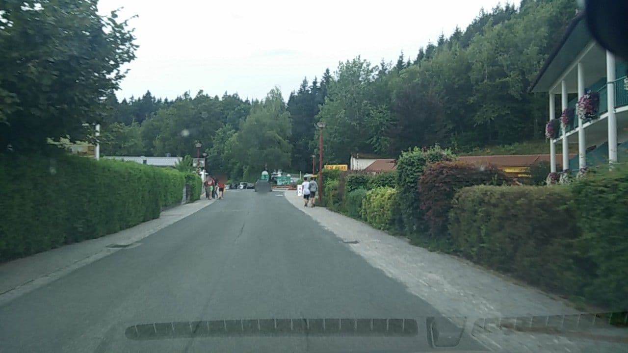 Street view near Seehotel Princes, Kühnsdorf — © bellazambo (CC BY-SA · Mapillary)