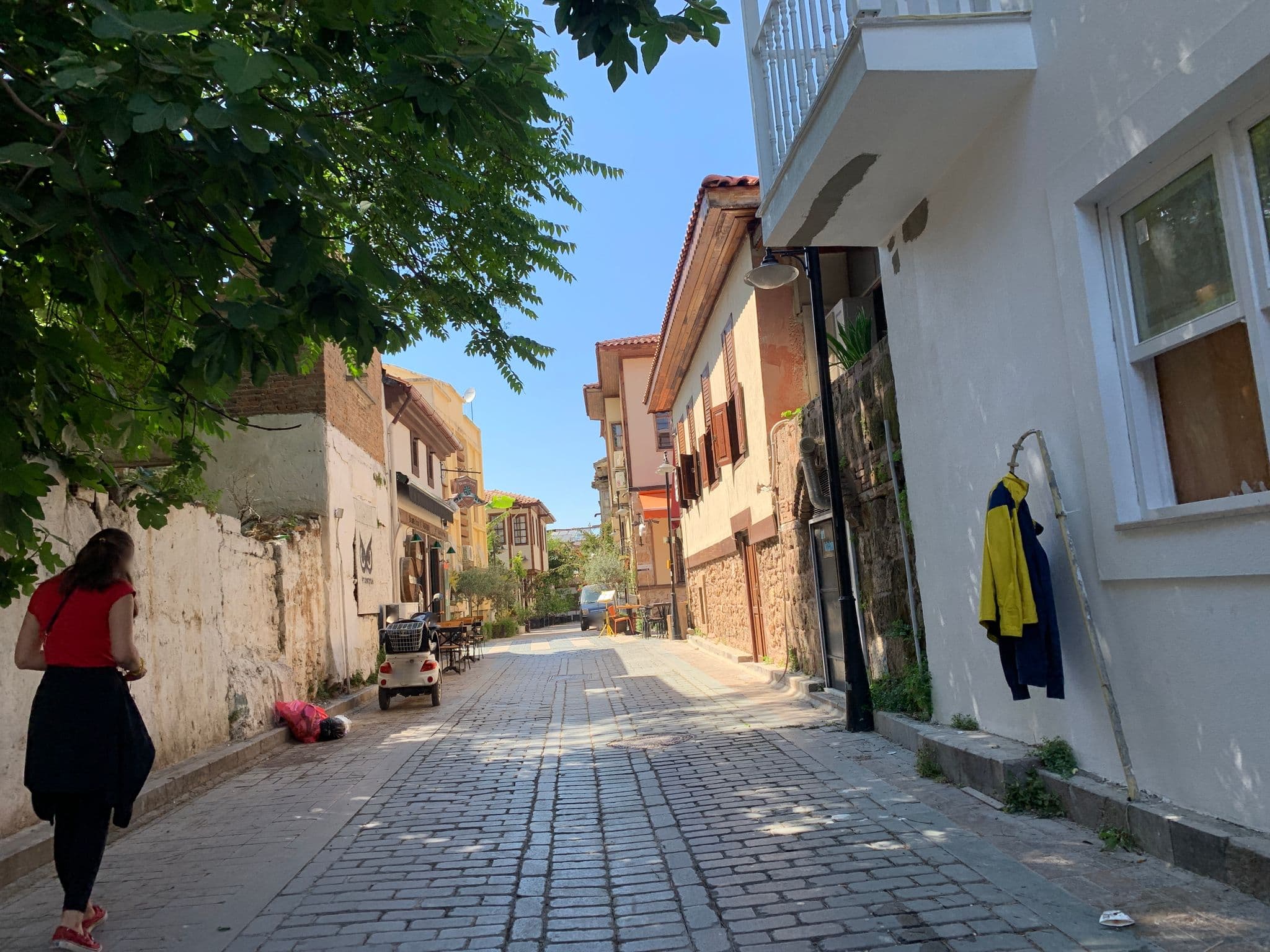 Street view near Antalya Hostel, Antalya — © empty (CC BY-SA · Mapillary)