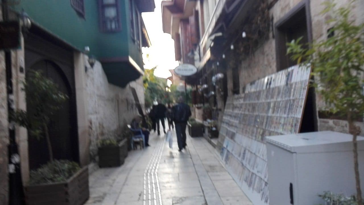 Street view near Maki Lodge, Antalya — © nesim (CC BY-SA · Mapillary)
