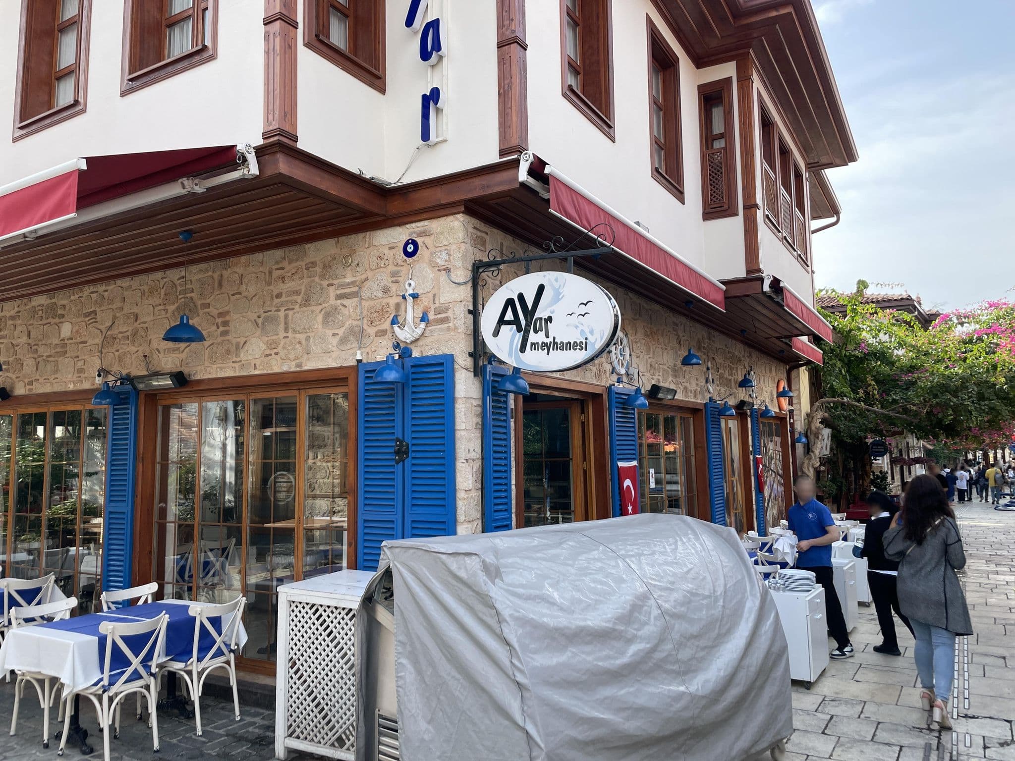 Street view near Herodus Hotel Antalya, Antalya — © batyrmastyr (CC BY-SA · Mapillary)