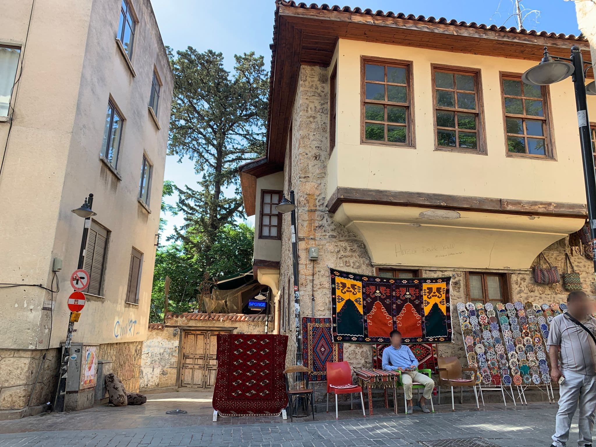 Street view near Ertan Pansiyon, Antalya — © empty (CC BY-SA · Mapillary)