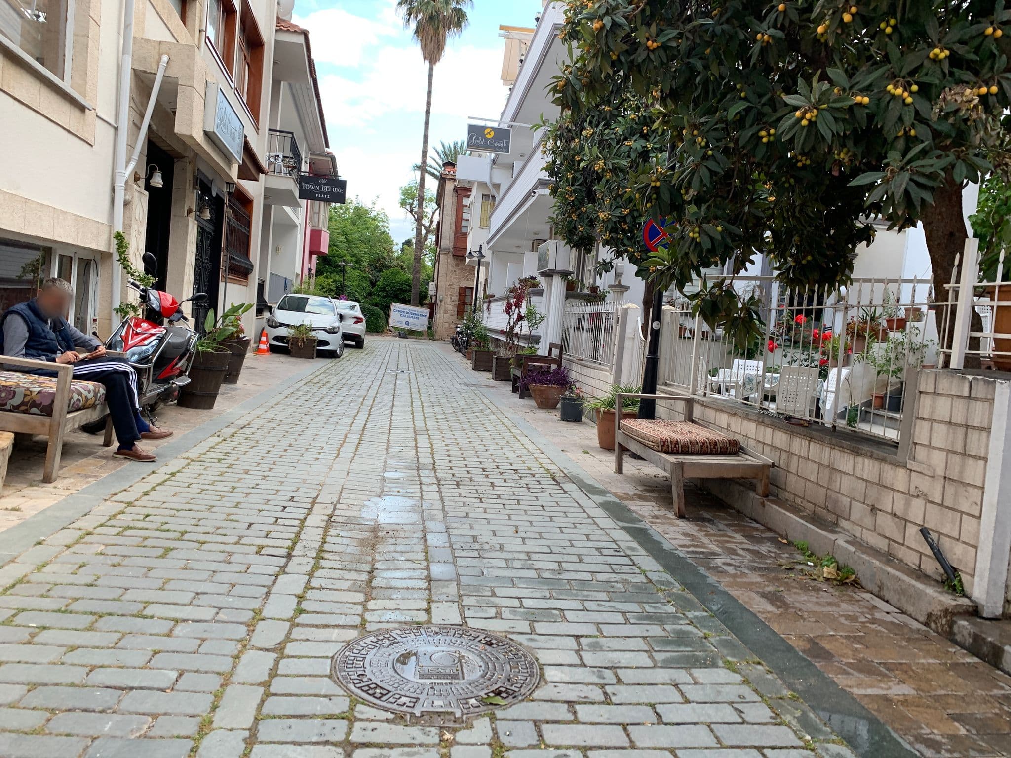 Street view near Kilim Otel, Antalya — © empty (CC BY-SA · Mapillary)