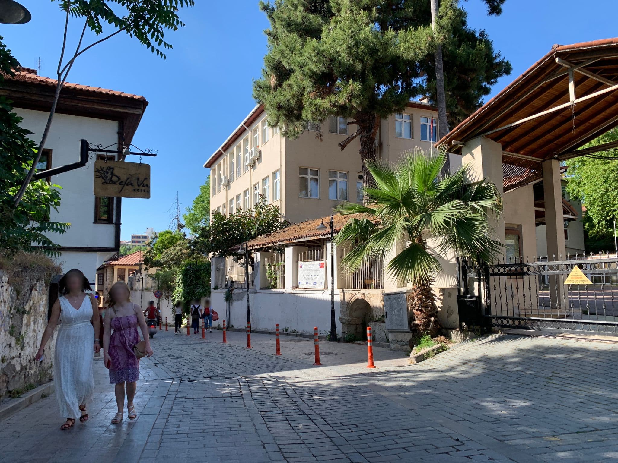 Street view near Argos Butik Hotel, Antalya — © empty (CC BY-SA · Mapillary)