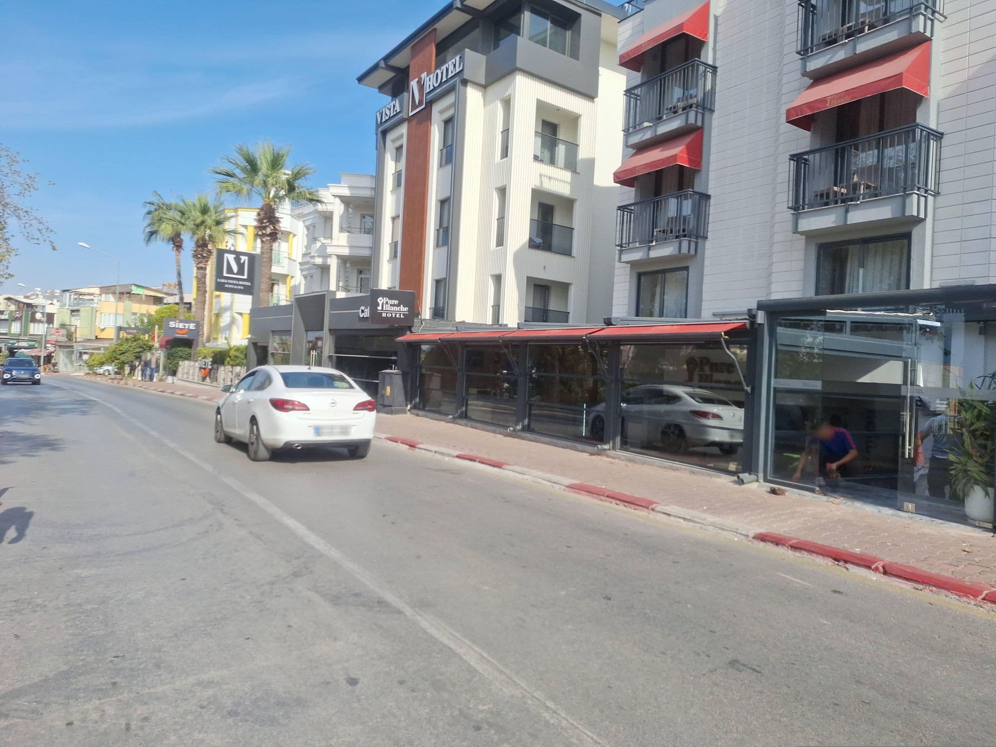 Street view near Baymurat Hotel, Muratpaşa — © Guria (CC BY-SA · Mapillary)