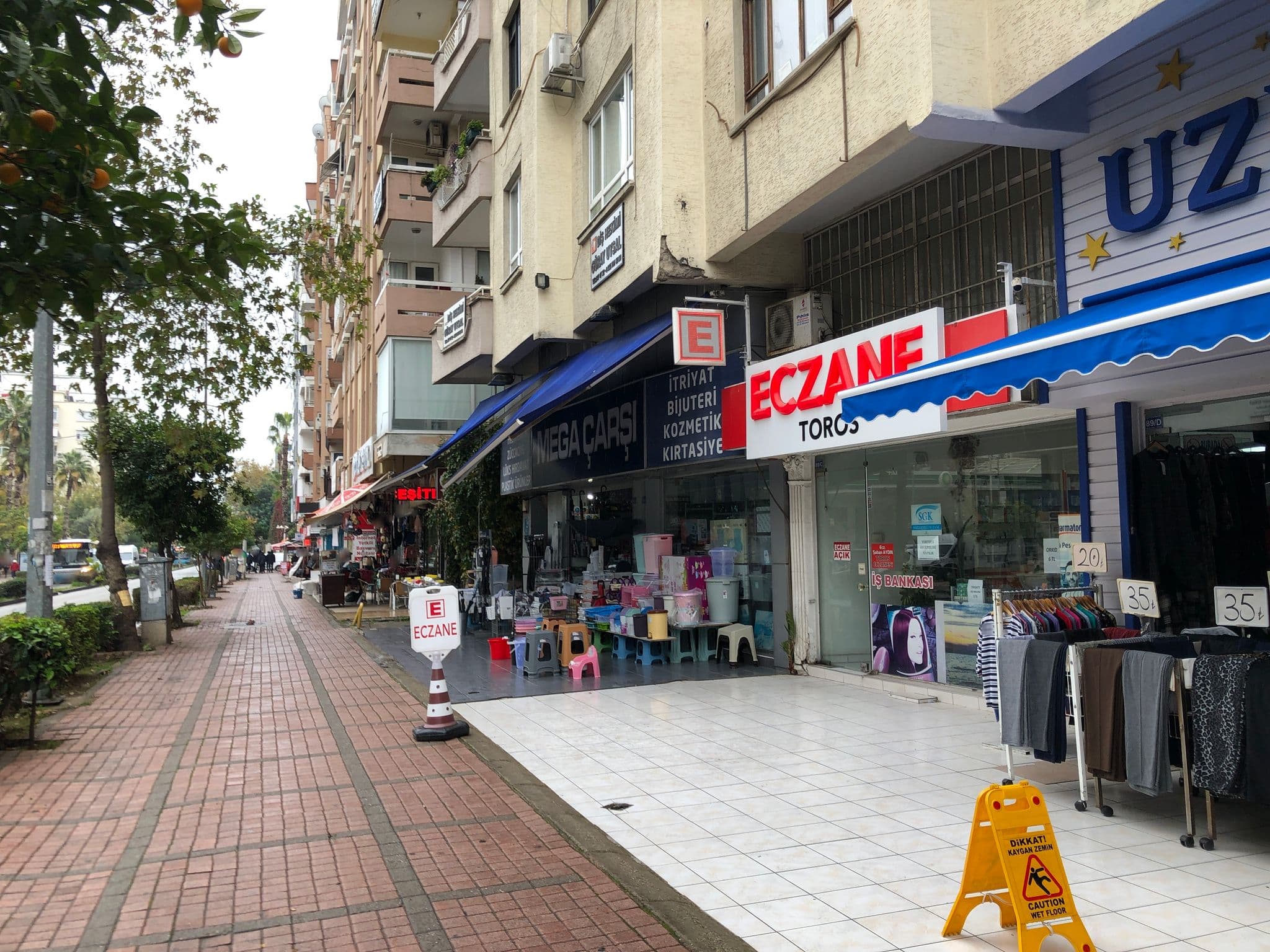 Street view near sarakoza, Antalya — © esmayldz (CC BY-SA · Mapillary)