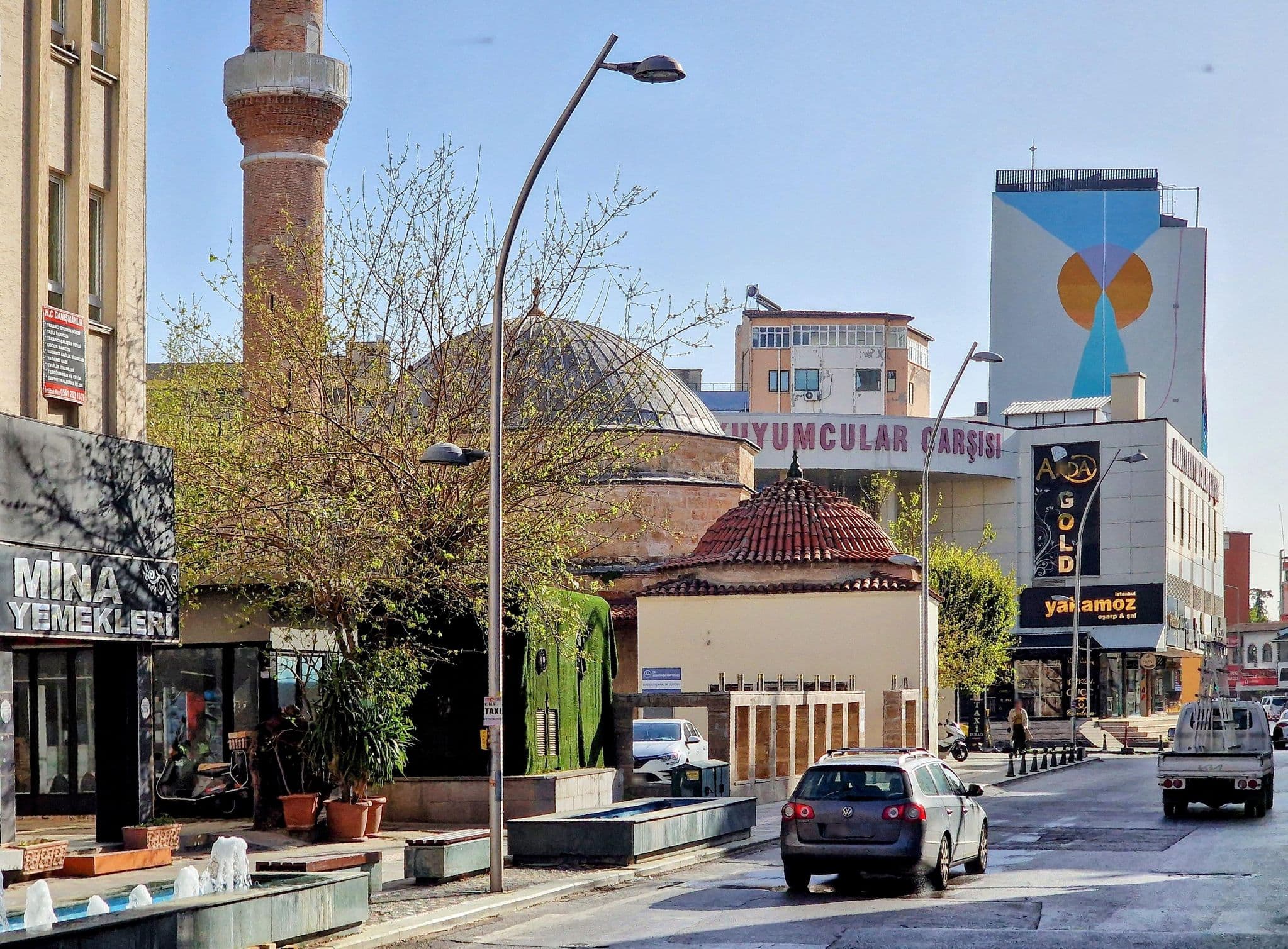Street view near Pgs Kremlin Otel, Antalya — © km2bp (CC BY-SA · Mapillary)