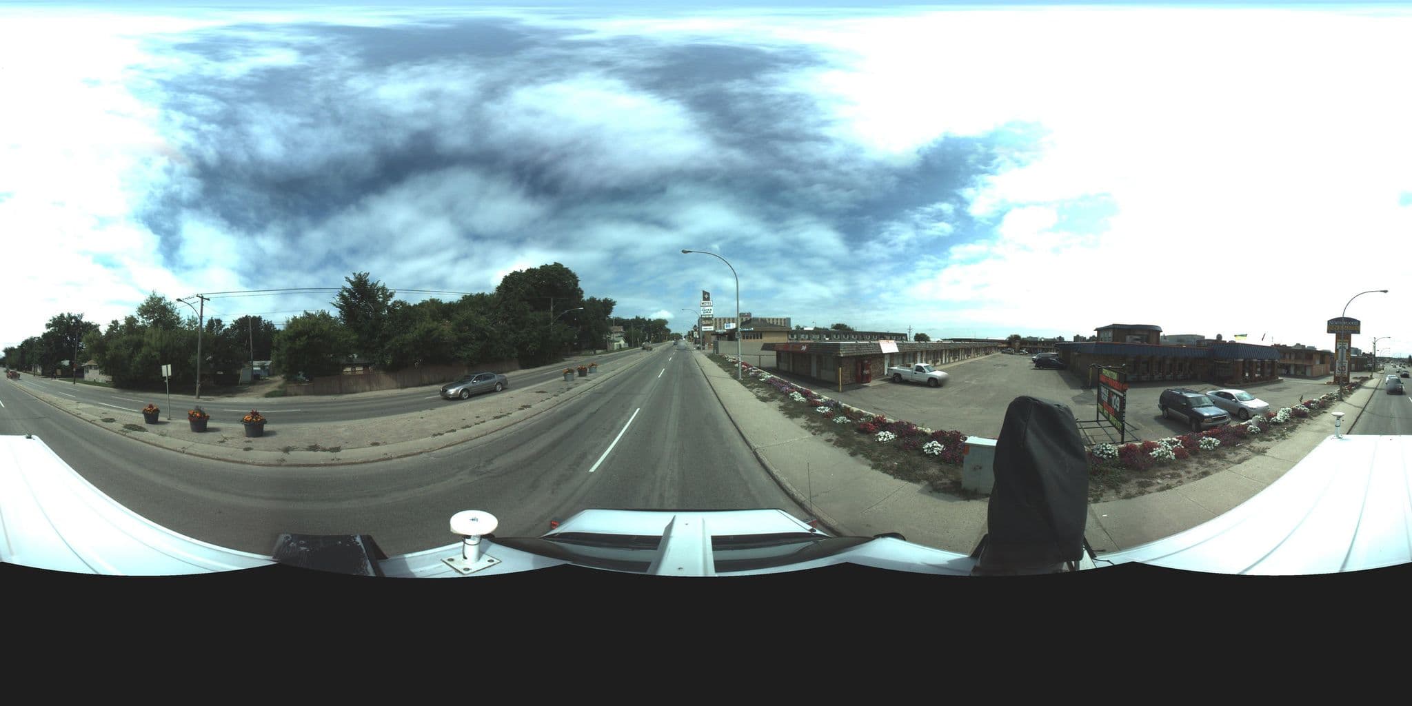 Street view near Midtown Inn, Saskatoon — © sbailey (CC BY-SA · Mapillary)