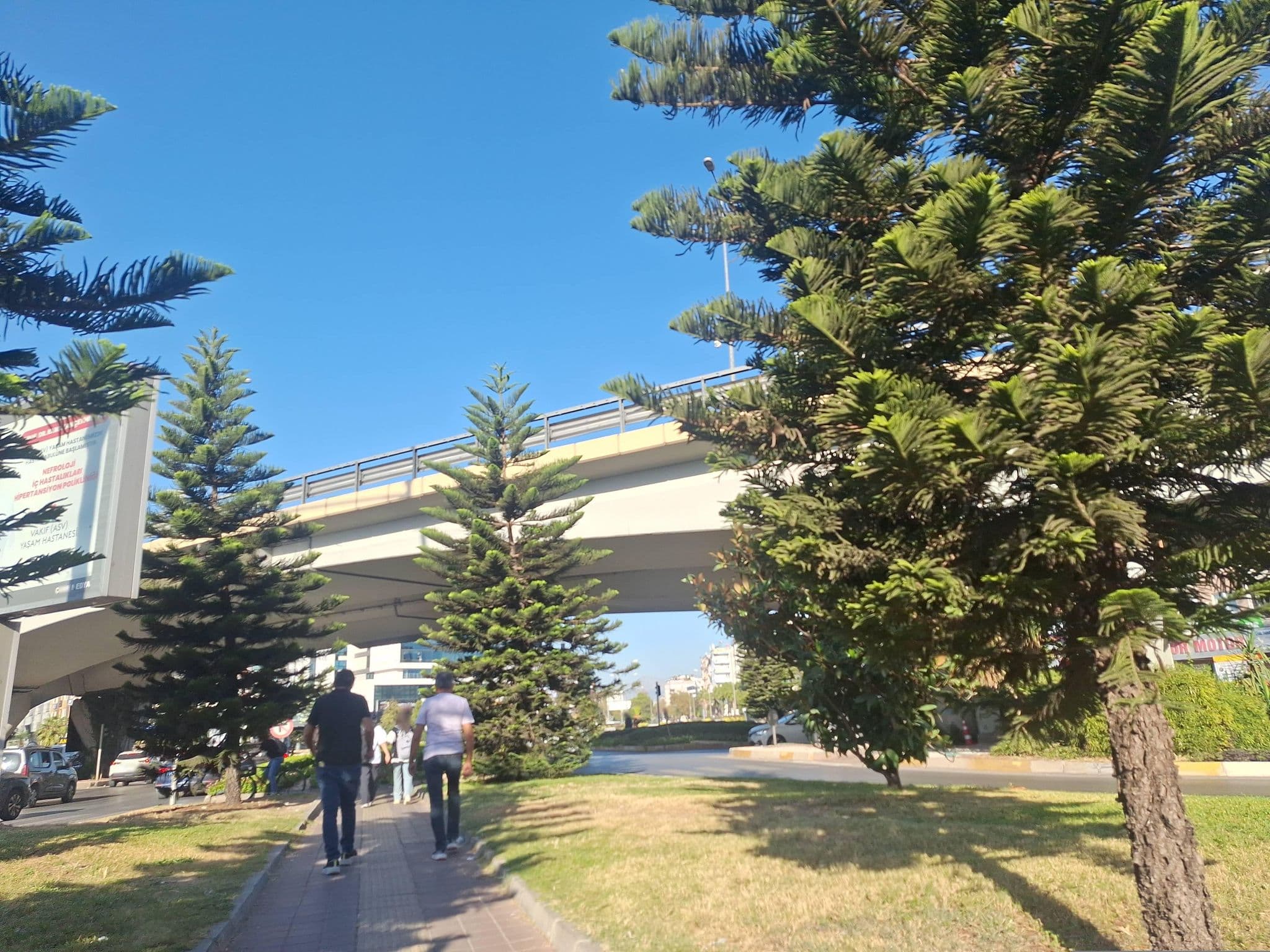 Street view near Atlas Beach, Antalya — © Guria (CC BY-SA · Mapillary)