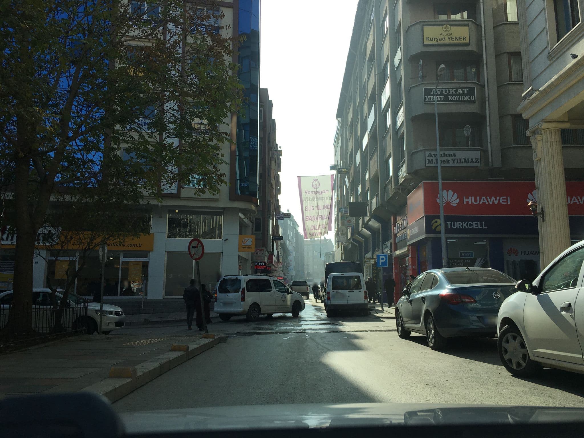 Street view near Çakmak Marble Hotel, Afyonkarahisar — © kaymakam (CC BY-SA · Mapillary)