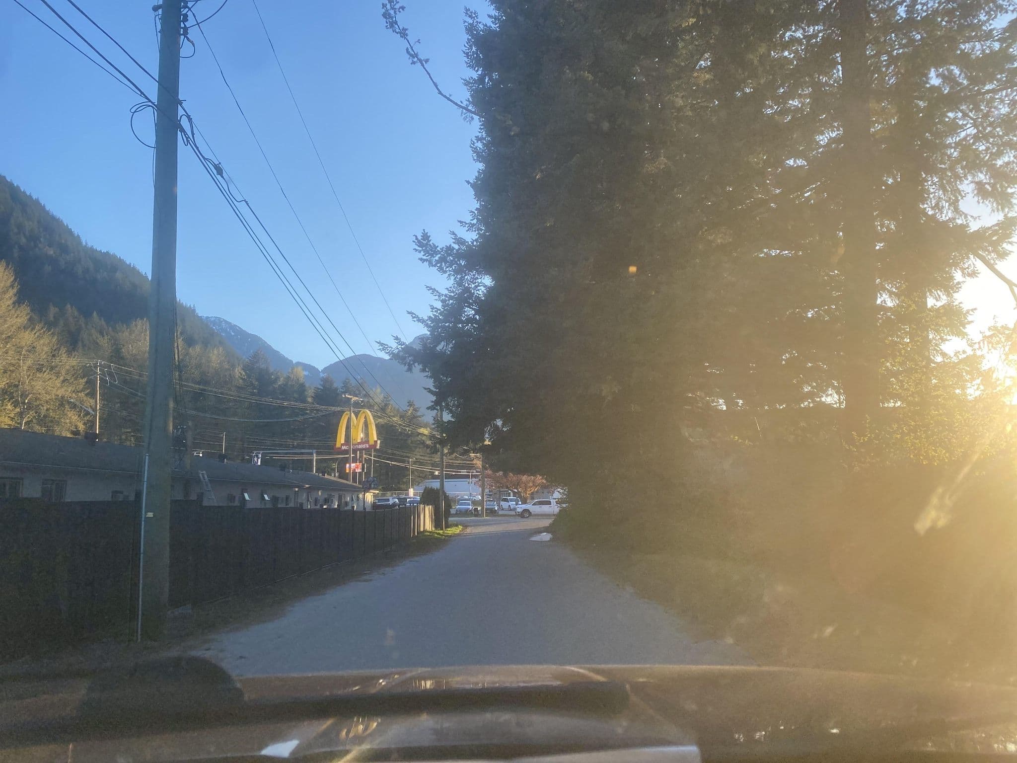 Street view near Alpine Motel, Hope — © deleted_user (CC BY-SA · Mapillary)