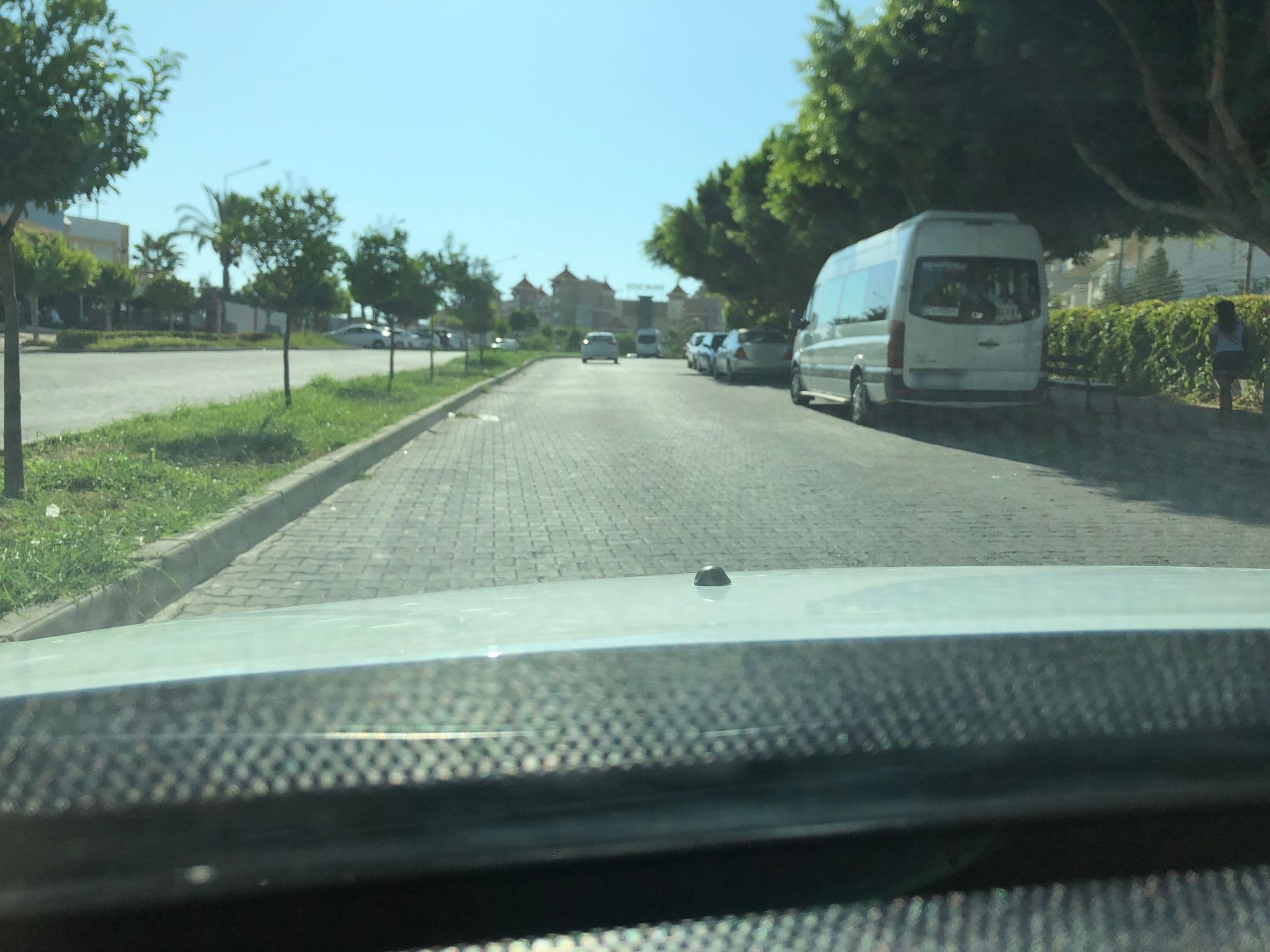 Street view near Hane Hotel, Gültepe — © schwartauch (CC BY-SA · Mapillary)
