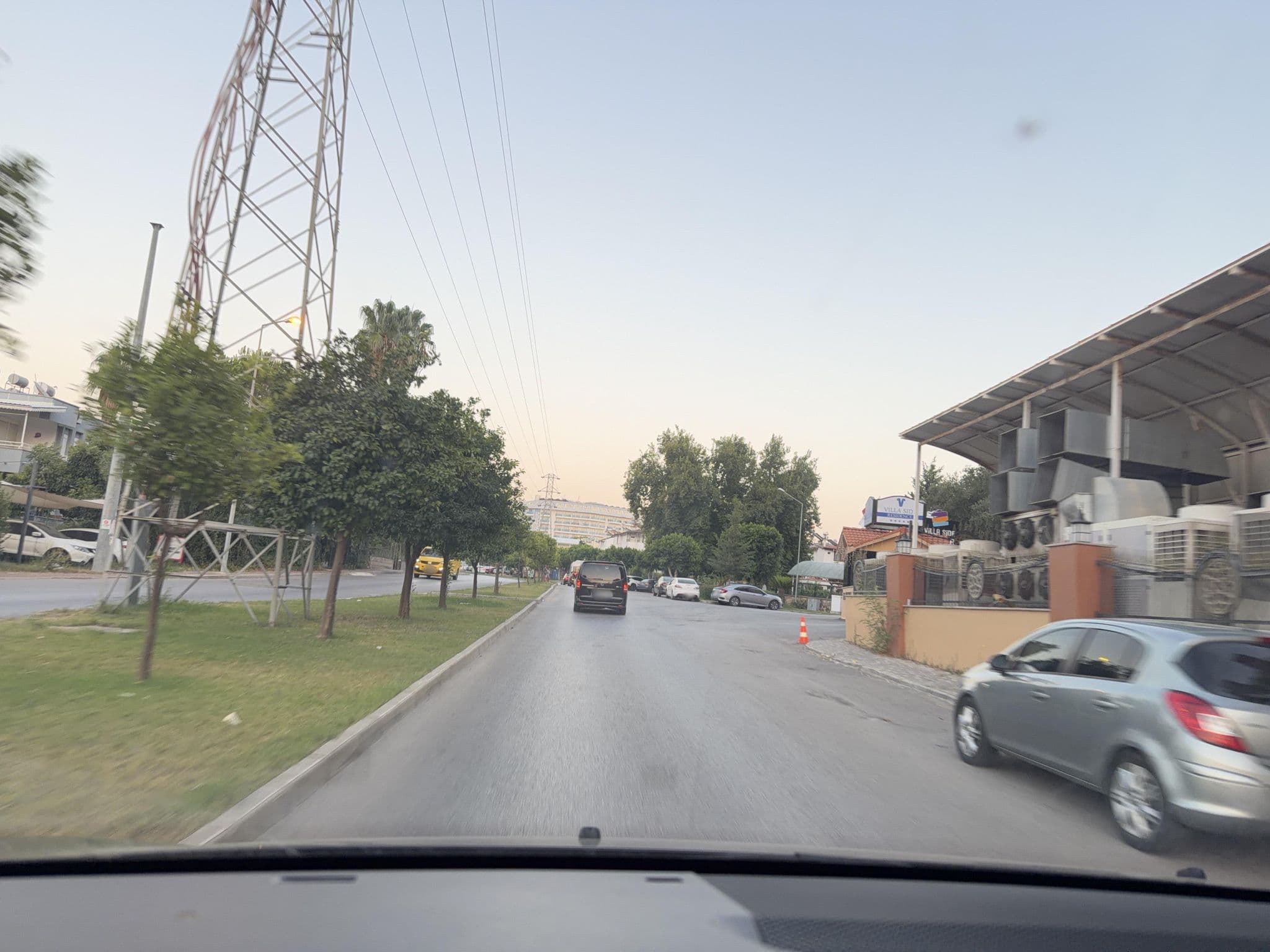 Street view near Villa Side Residence, Gültepe — © wasd42 (CC BY-SA · Mapillary)