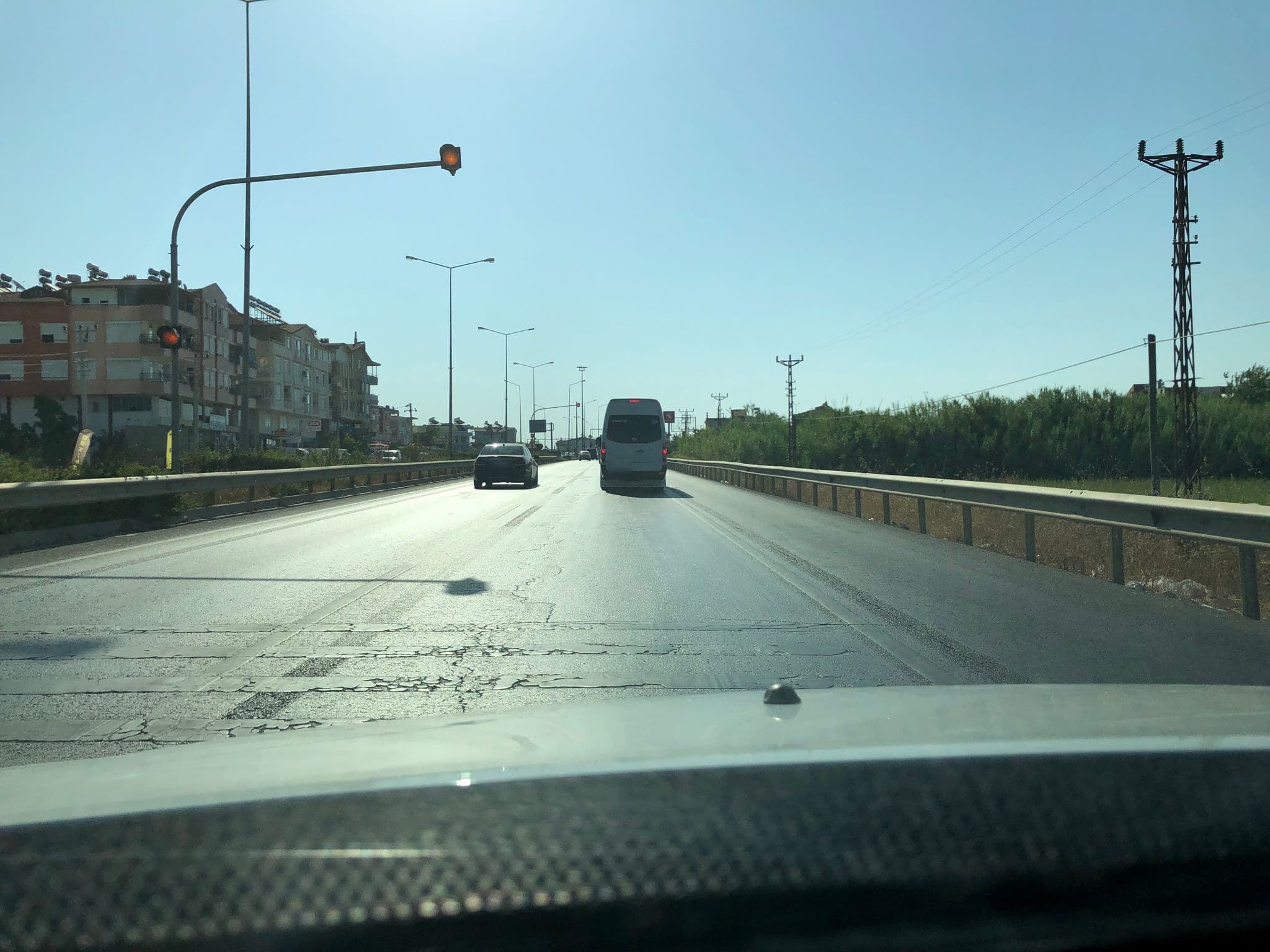 Street view near Side mare Otel, Gültepe — © schwartauch (CC BY-SA · Mapillary)