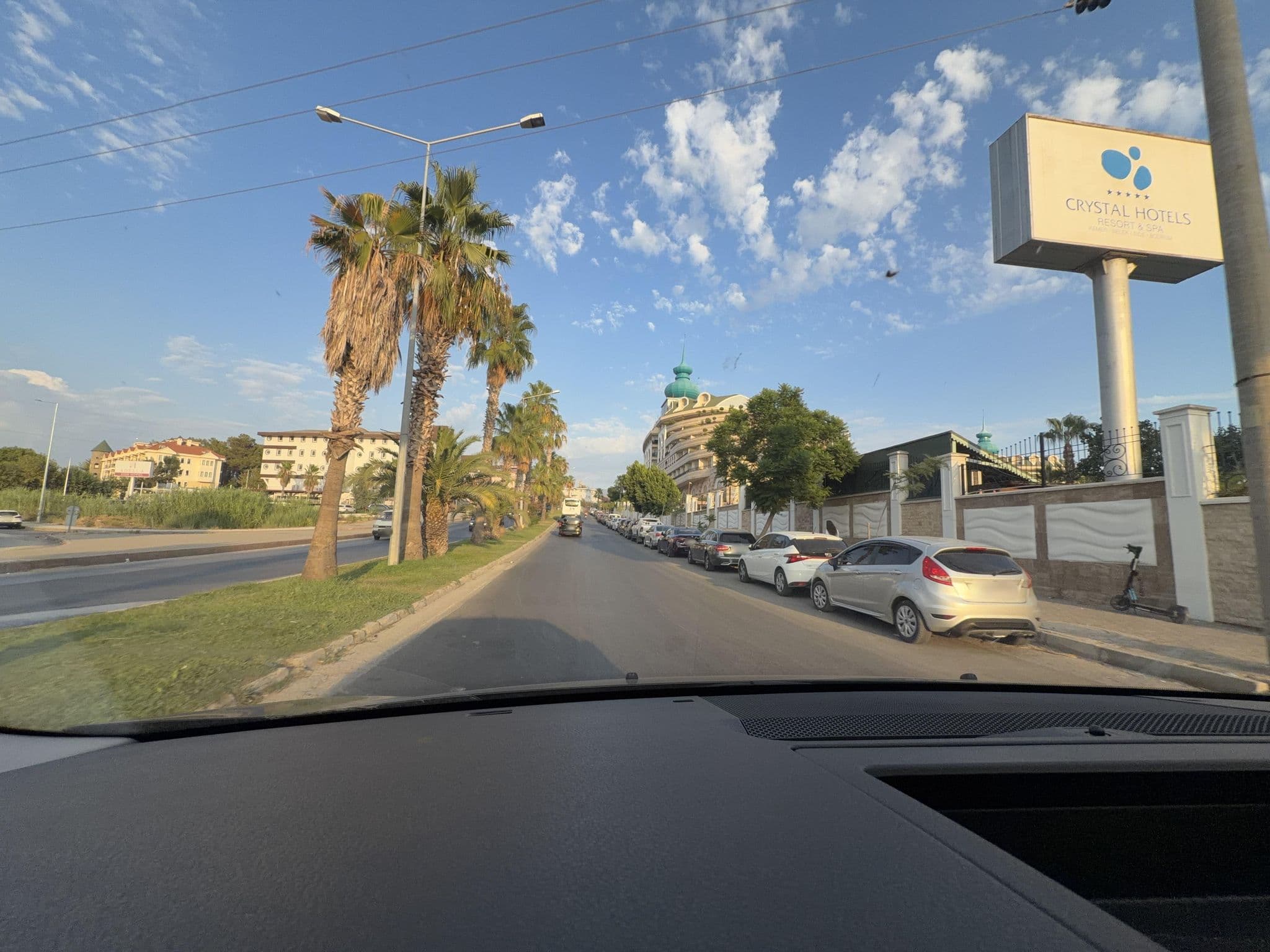 Street view near Side Marin Hotel, Gültepe — © wasd42 (CC BY-SA · Mapillary)