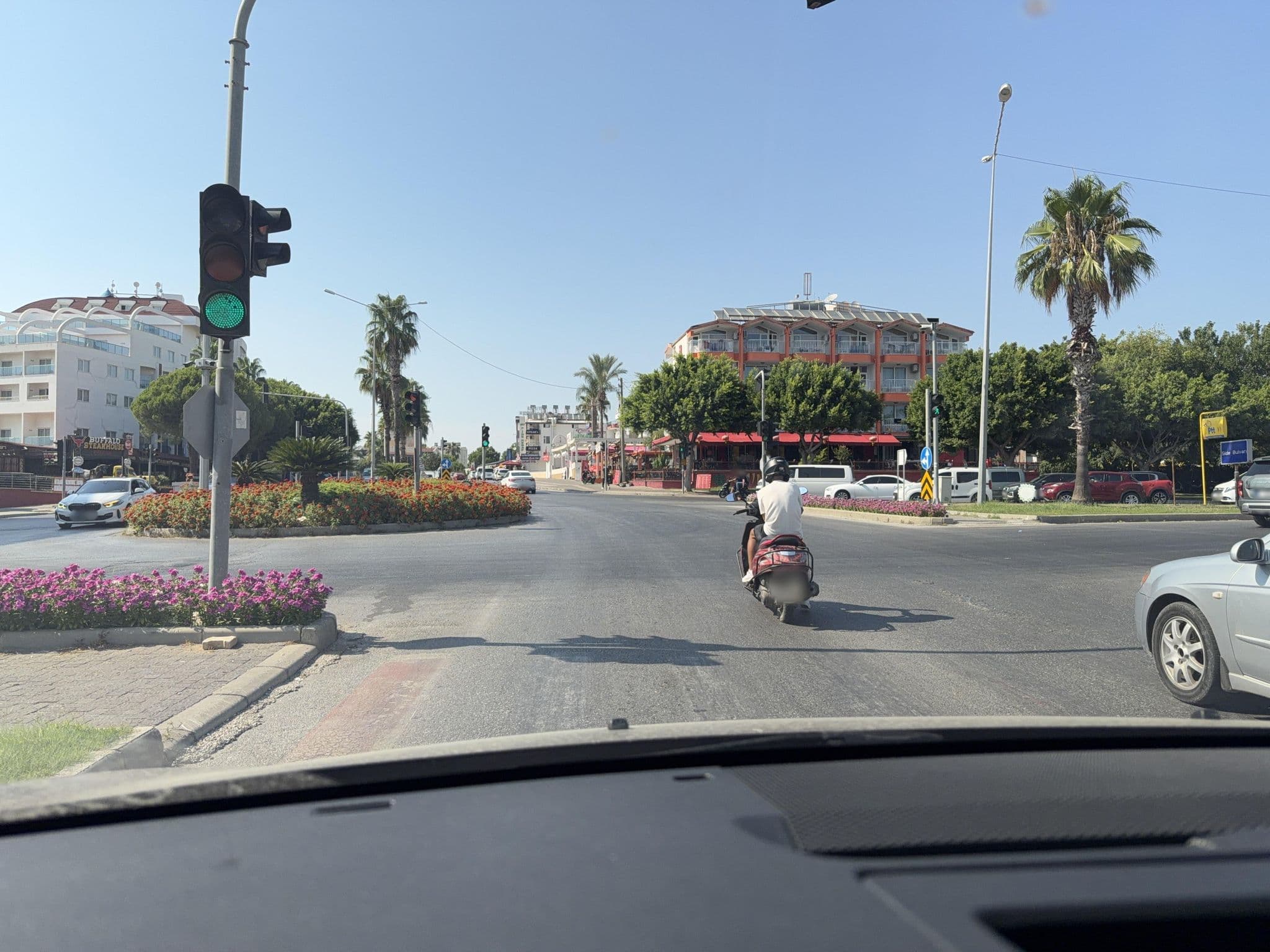 Street view near Side Hıll Otel, Side — © wasd42 (CC BY-SA · Mapillary)