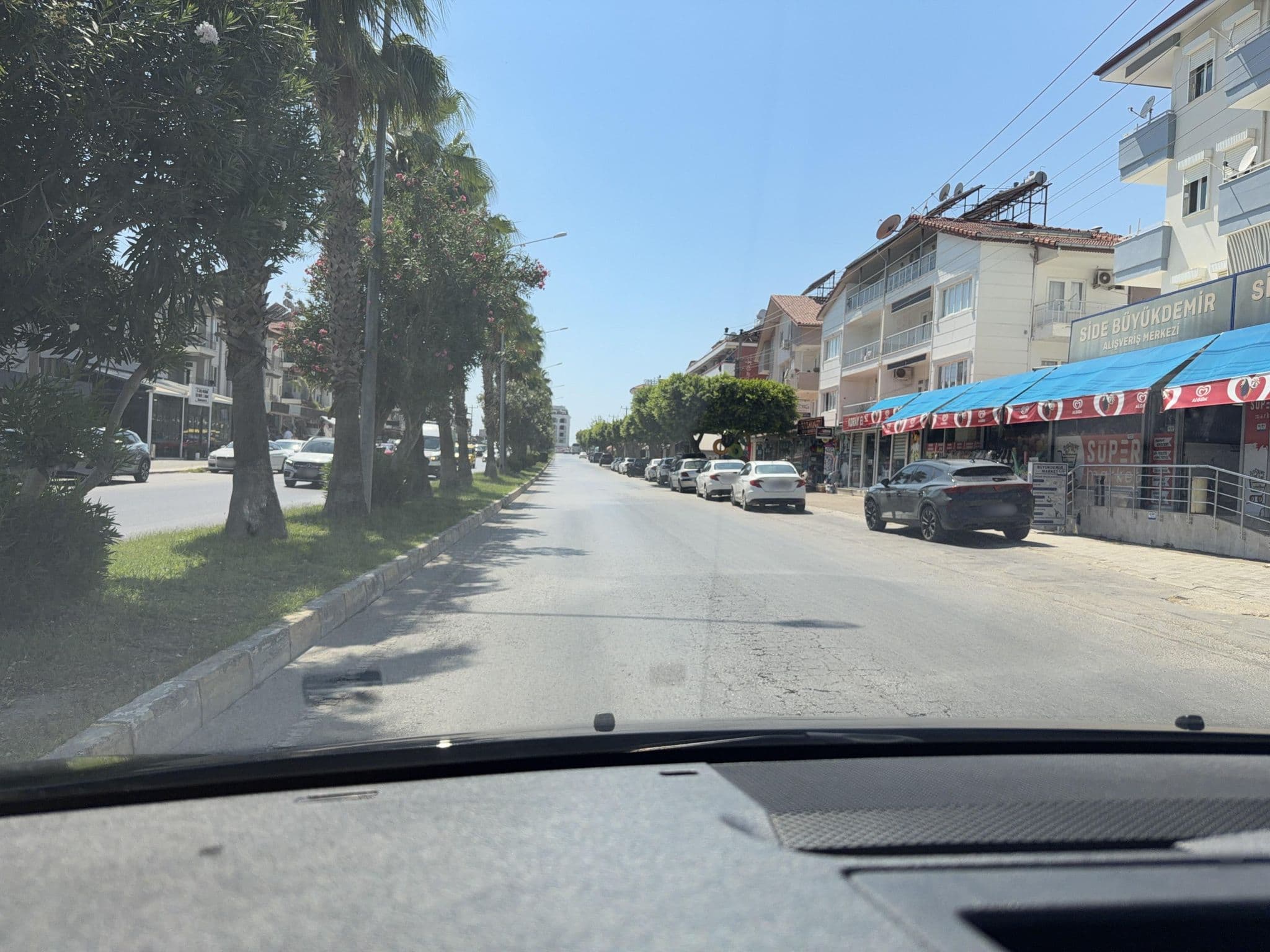 Street view near Side Detur, Side — © wasd42 (CC BY-SA · Mapillary)
