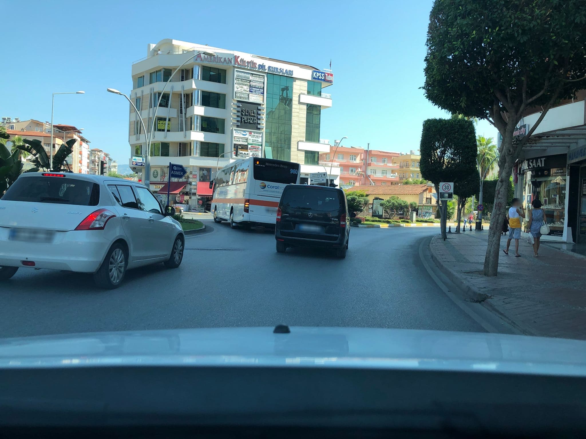 Street view near Alarcha, Manavgat — © schwartauch (CC BY-SA · Mapillary)