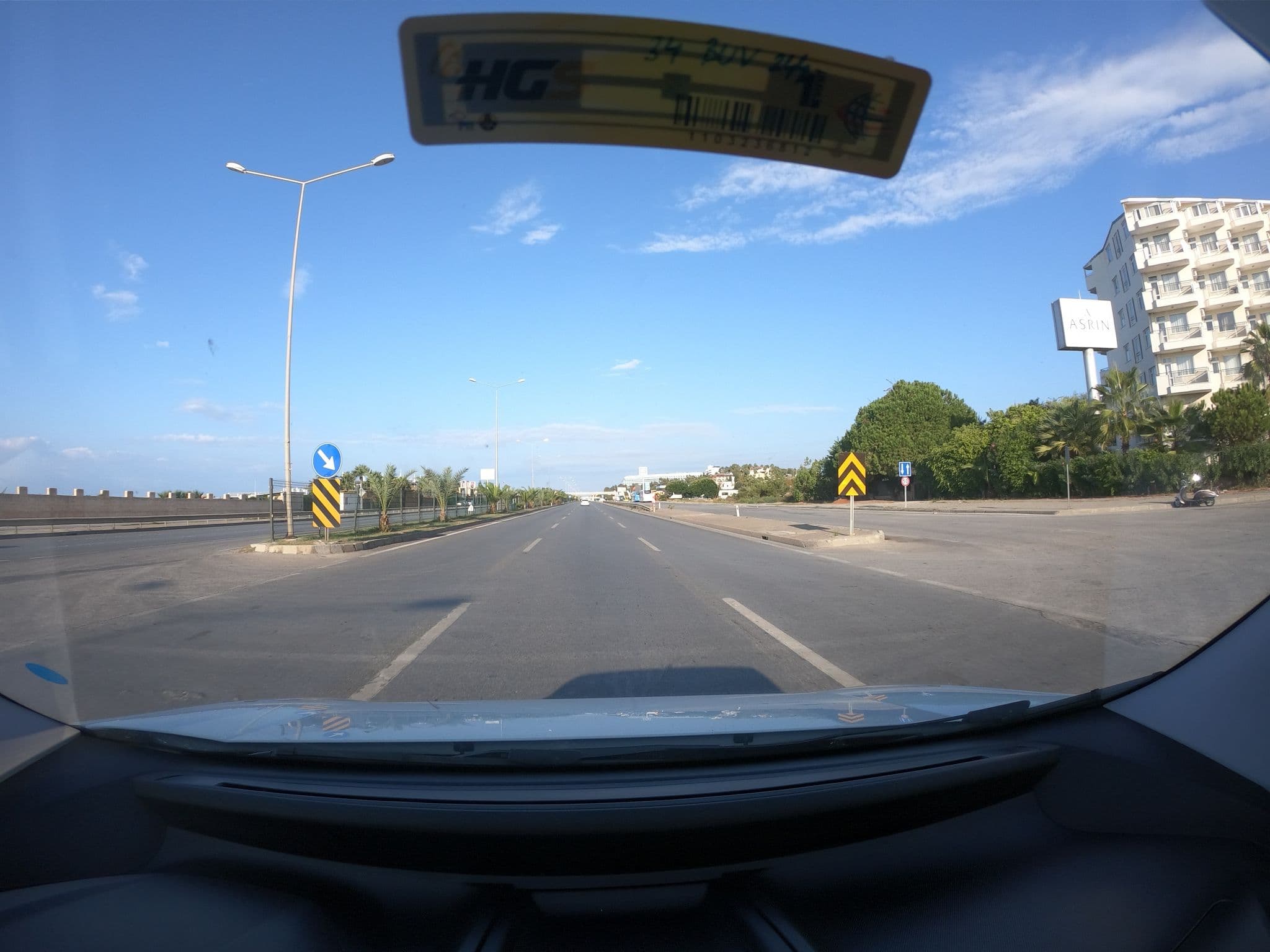 Street view near Baton Sultana Palace 422, Türkler — © krm (CC BY-SA · Mapillary)