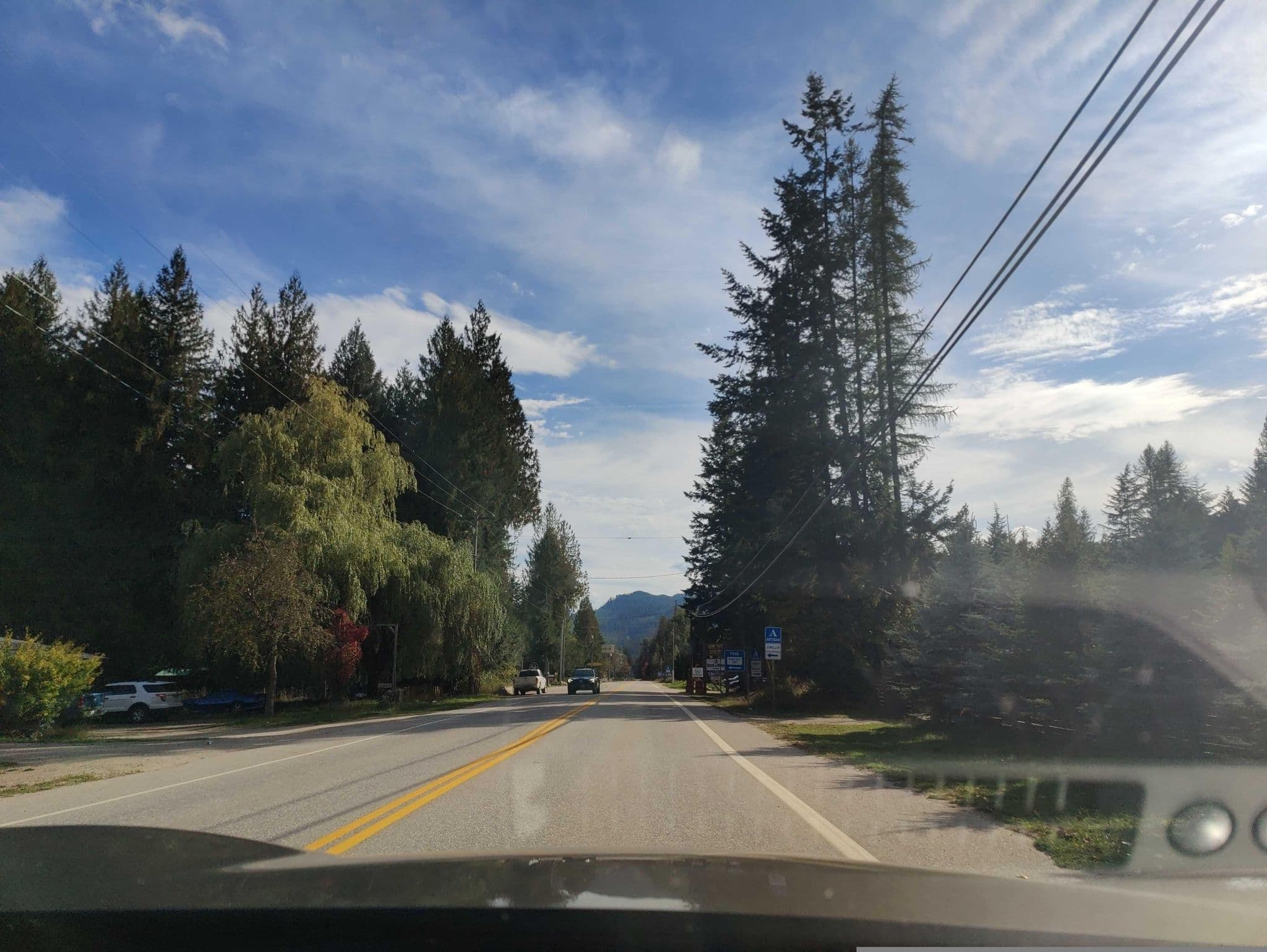 Street view near Deer Ridge Lodge B&B, Kaslo — © elphix (CC BY-SA · Mapillary)