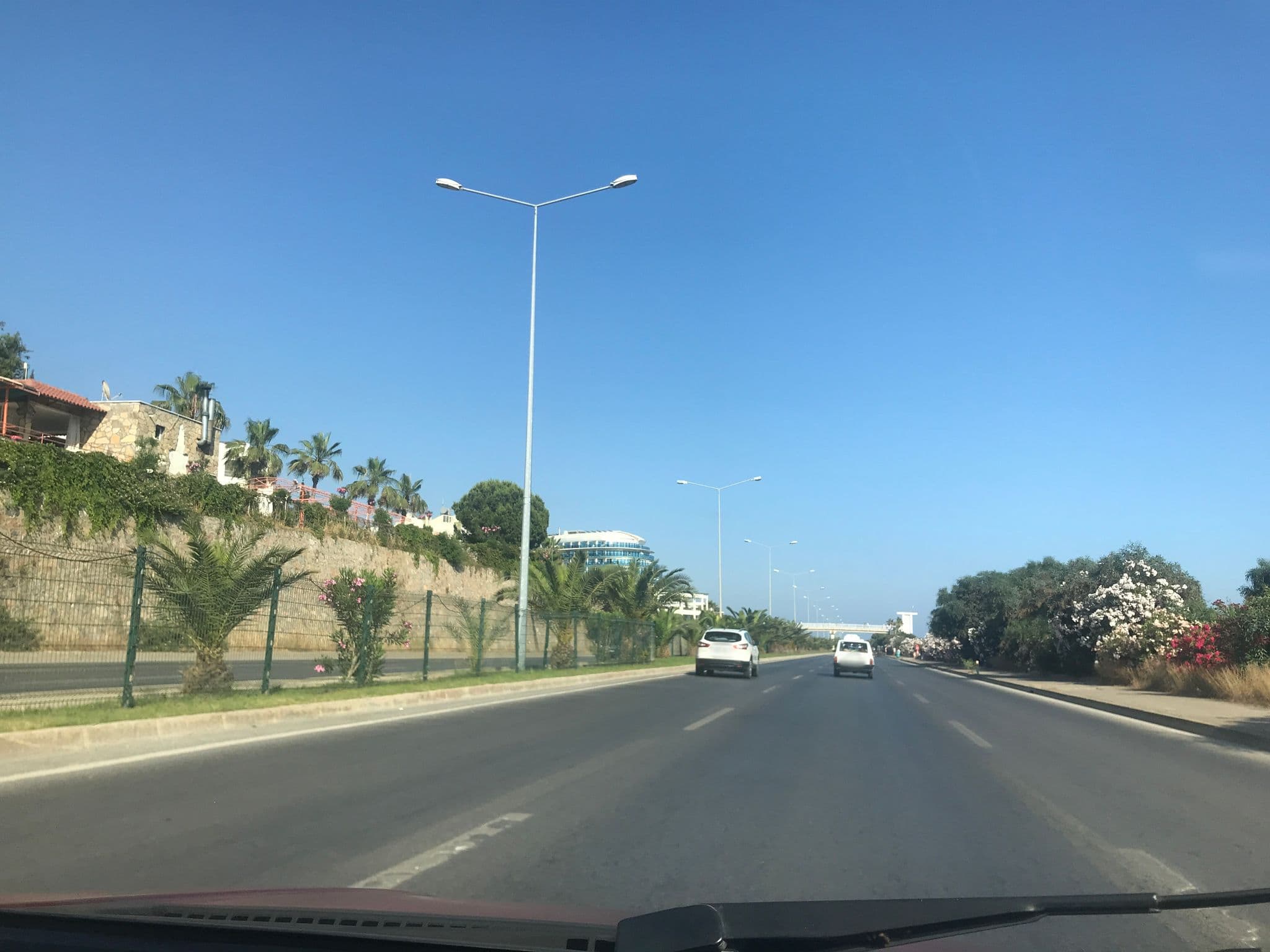 Street view near Sultaneli Villaları, Avsallar — © alpzsarac (CC BY-SA · Mapillary)