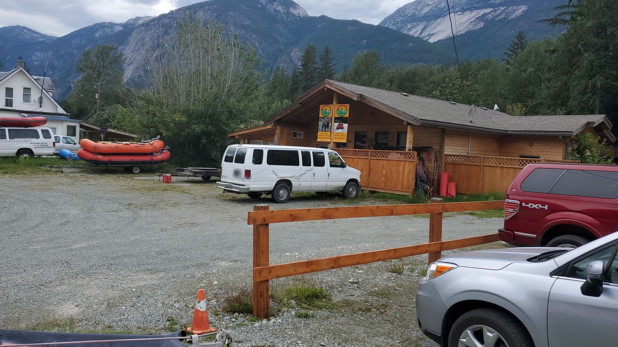 Street view near Bella Coola Mountain Lodge, Bella Coola — © rps333 (CC BY-SA · Mapillary)