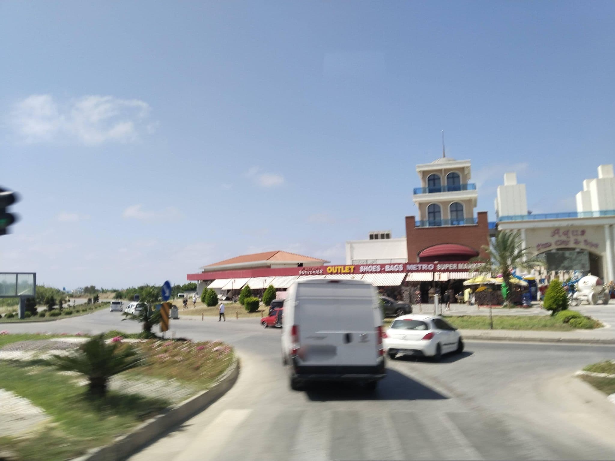 Street view near Kirman Arycanda deluxe, Okurcalar — © Yurikson (CC BY-SA · Mapillary)