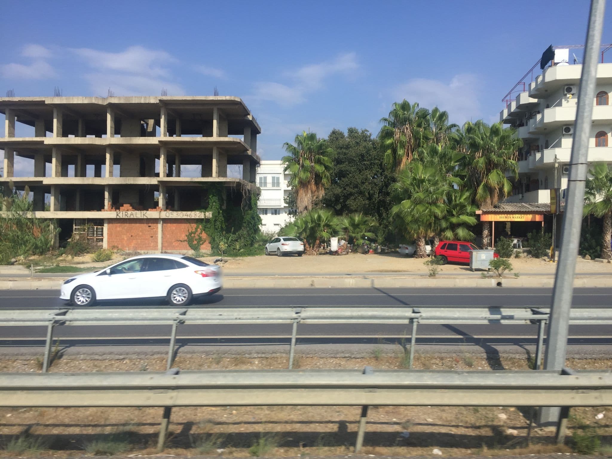 Street view near Bremen Pansiyon, Kızılağaç — © sessiznotalar (CC BY-SA · Mapillary)