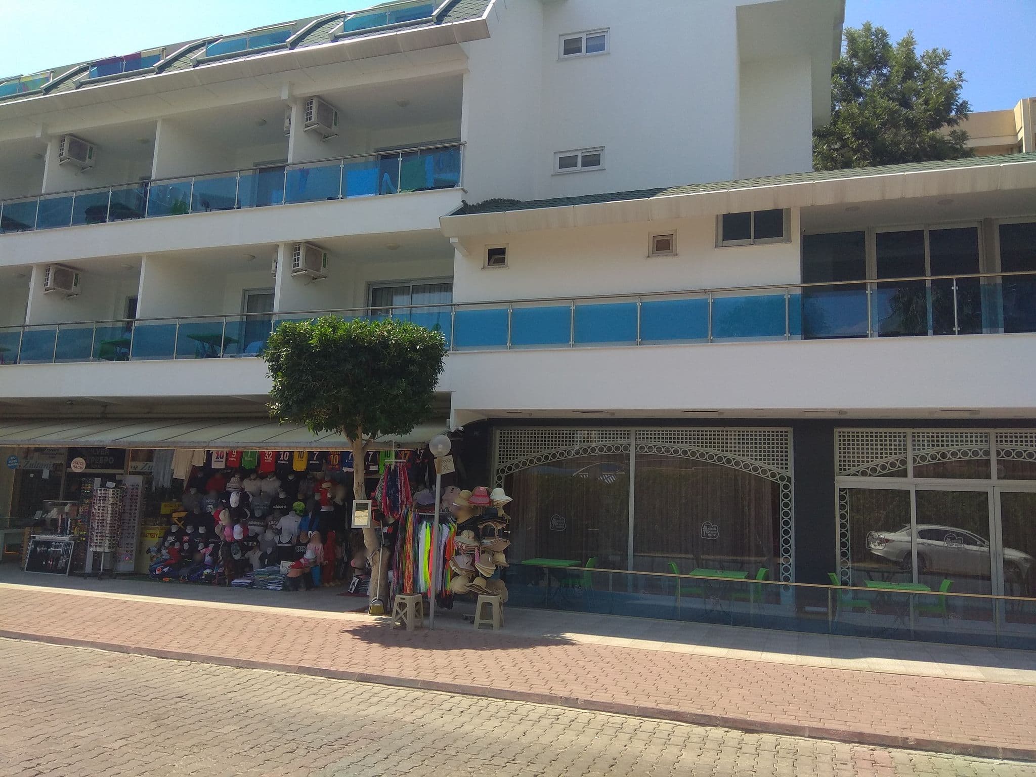 Street view near Tac'un Nisa Konaklı, Konaklı — © mozay (CC BY-SA · Mapillary)