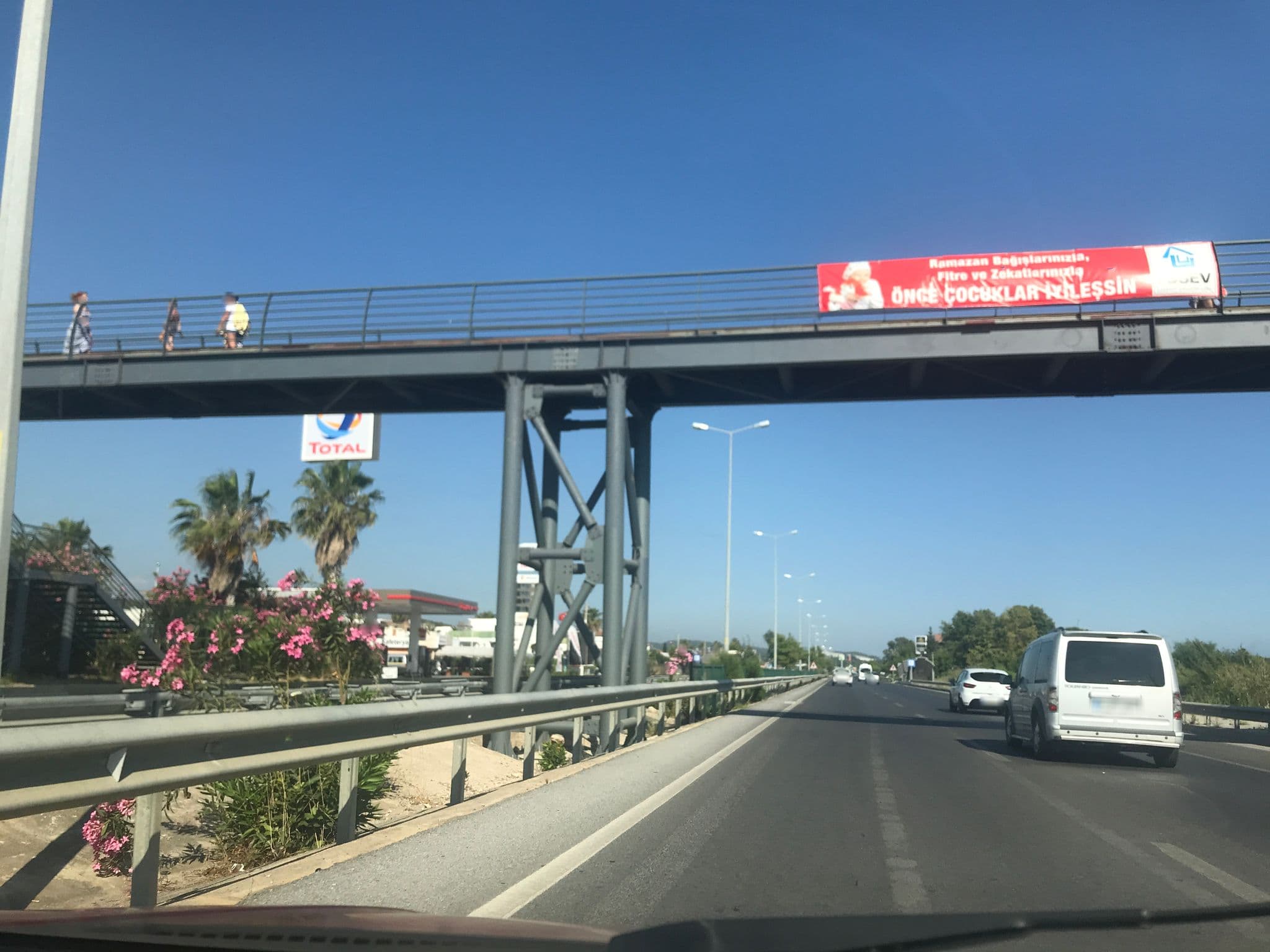 Street view near Dilkum Alanya, Okurcalar — © alpzsarac (CC BY-SA · Mapillary)