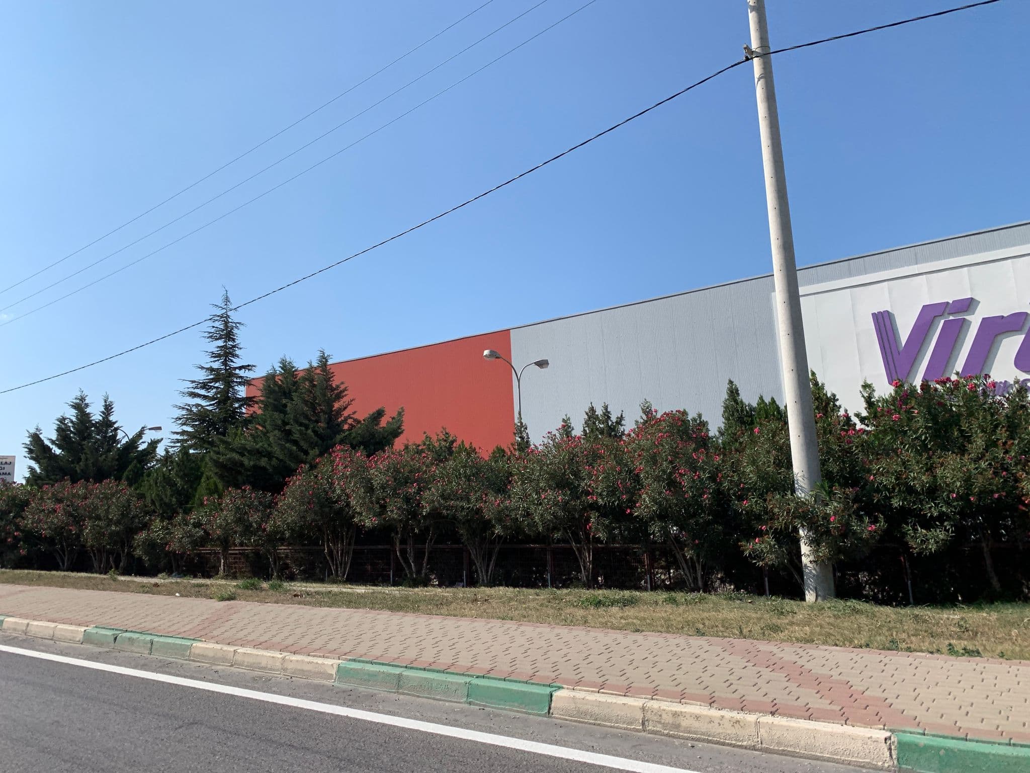 Street view near Ramada Otel, Umurbey — © ramses (CC BY-SA · Mapillary)