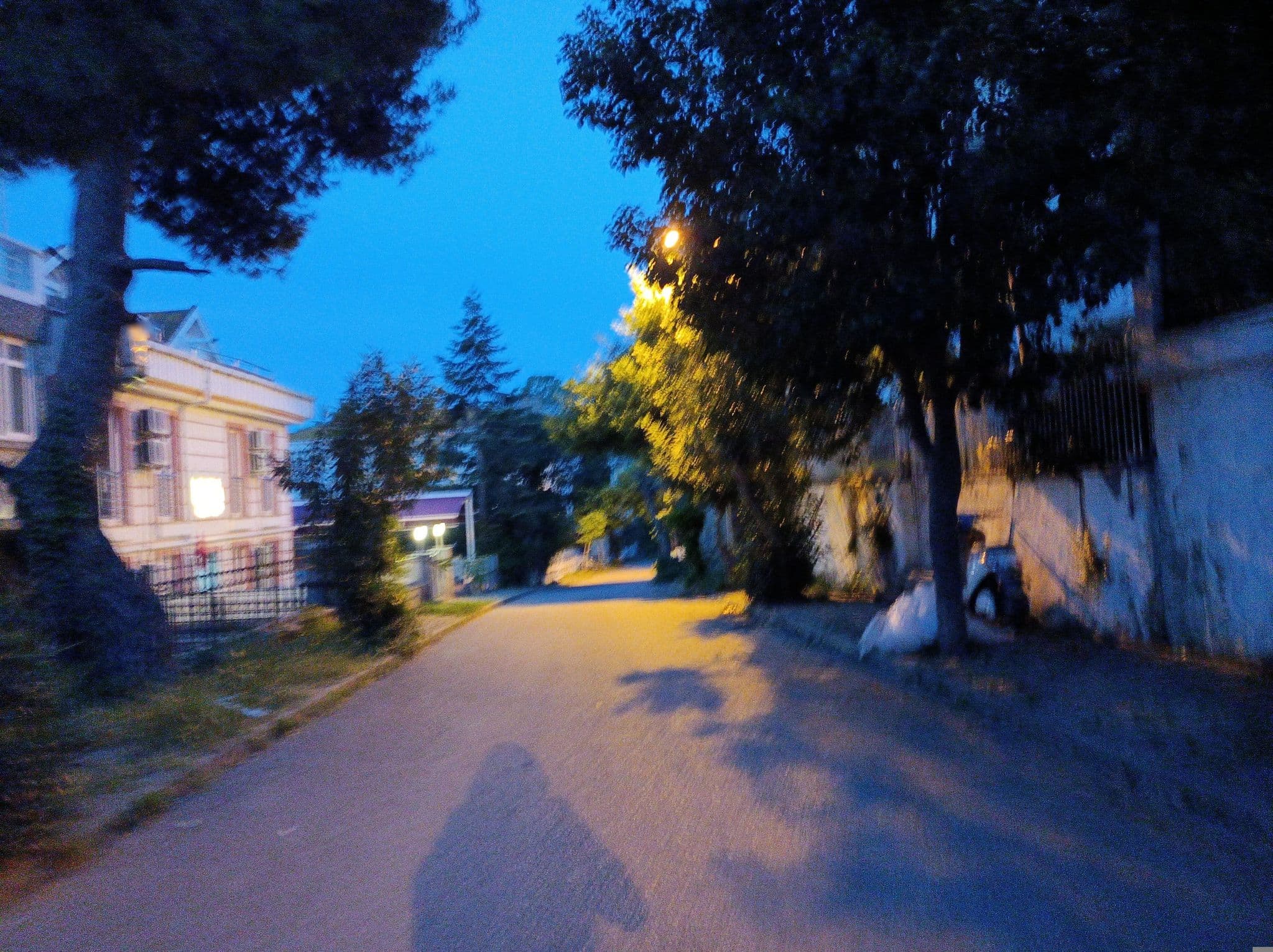 Street view near Kinali Butik Otel, Kınalı — © deleted_user (CC BY-SA · Mapillary)
