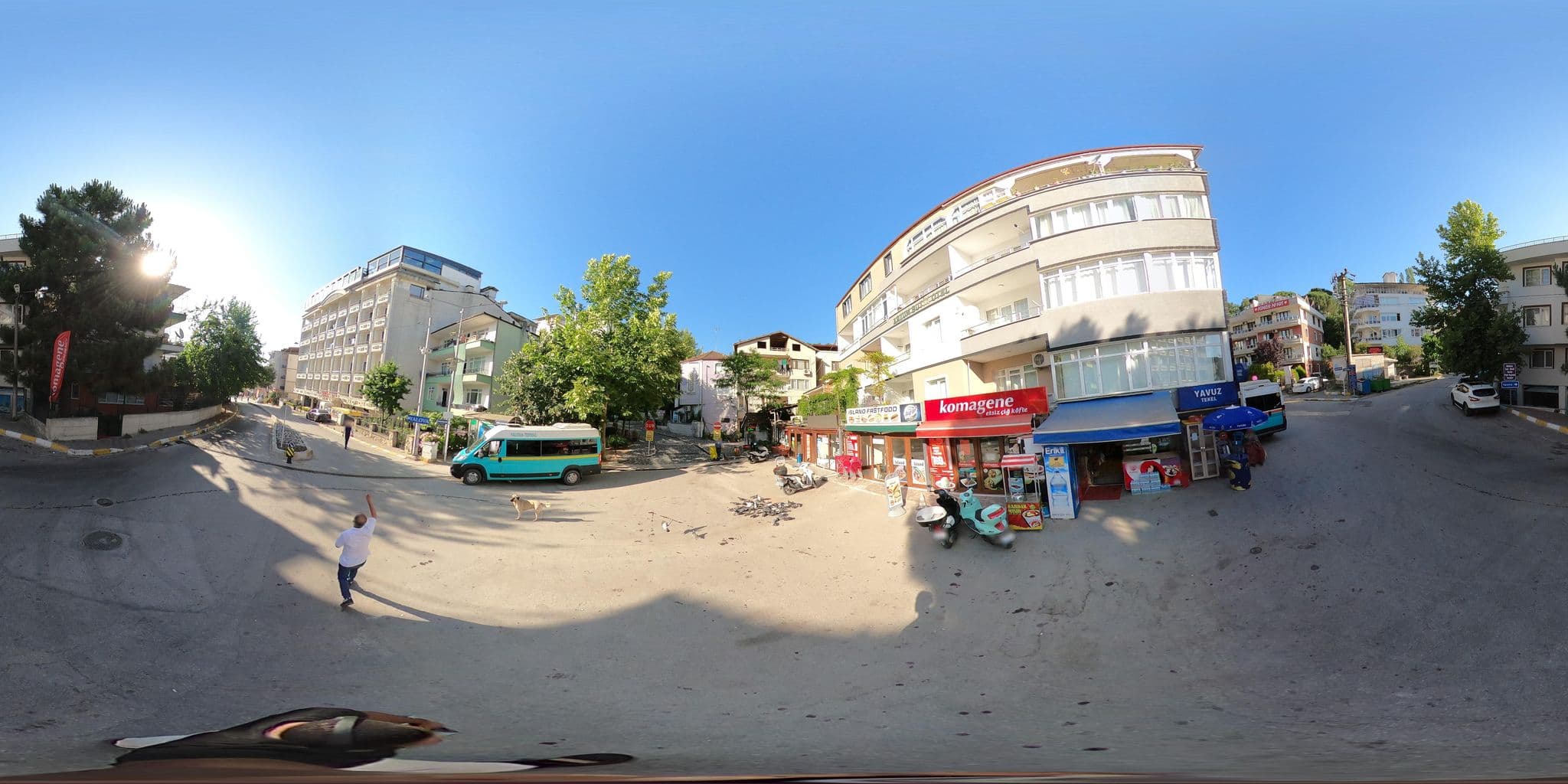 Street view near Arzum Motel, Kadıköy — © Harsake (CC BY-SA · Mapillary)