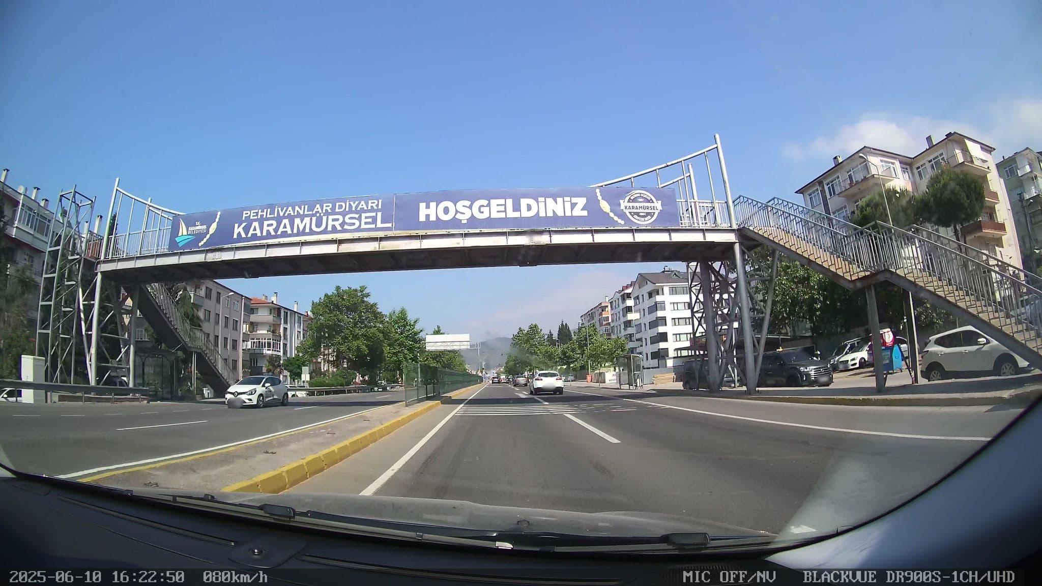 Street view near Karamürselbey Eğitim Merkezi Komutanlığı Astsubay Misafirhanesi, Karamürsel — © Zafer (CC BY-SA · Mapillary)