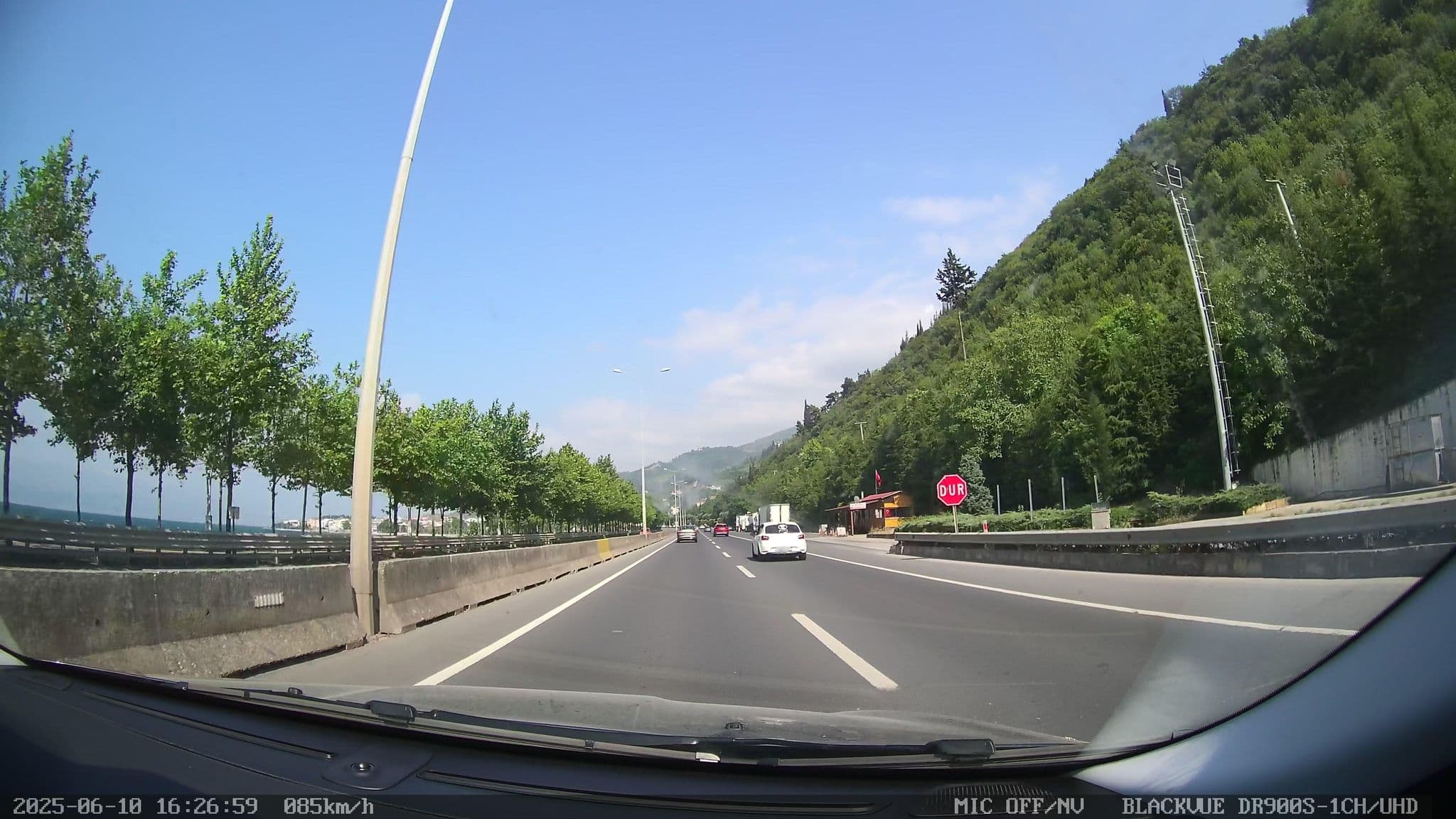 Street view near defne resort, Karamürsel — © Zafer (CC BY-SA · Mapillary)