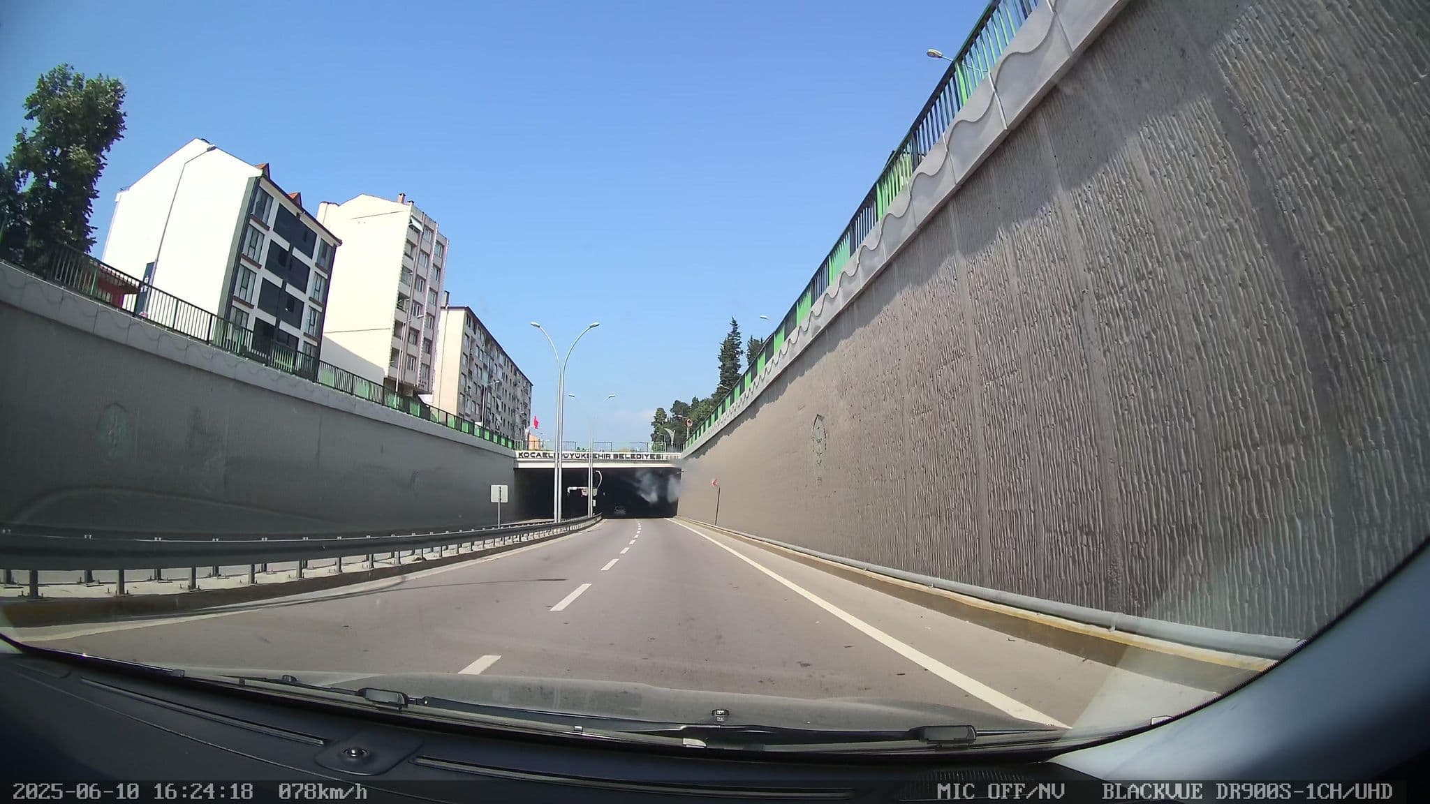 Street view near GOKCE HOSTEL, Karamürsel — © Zafer (CC BY-SA · Mapillary)