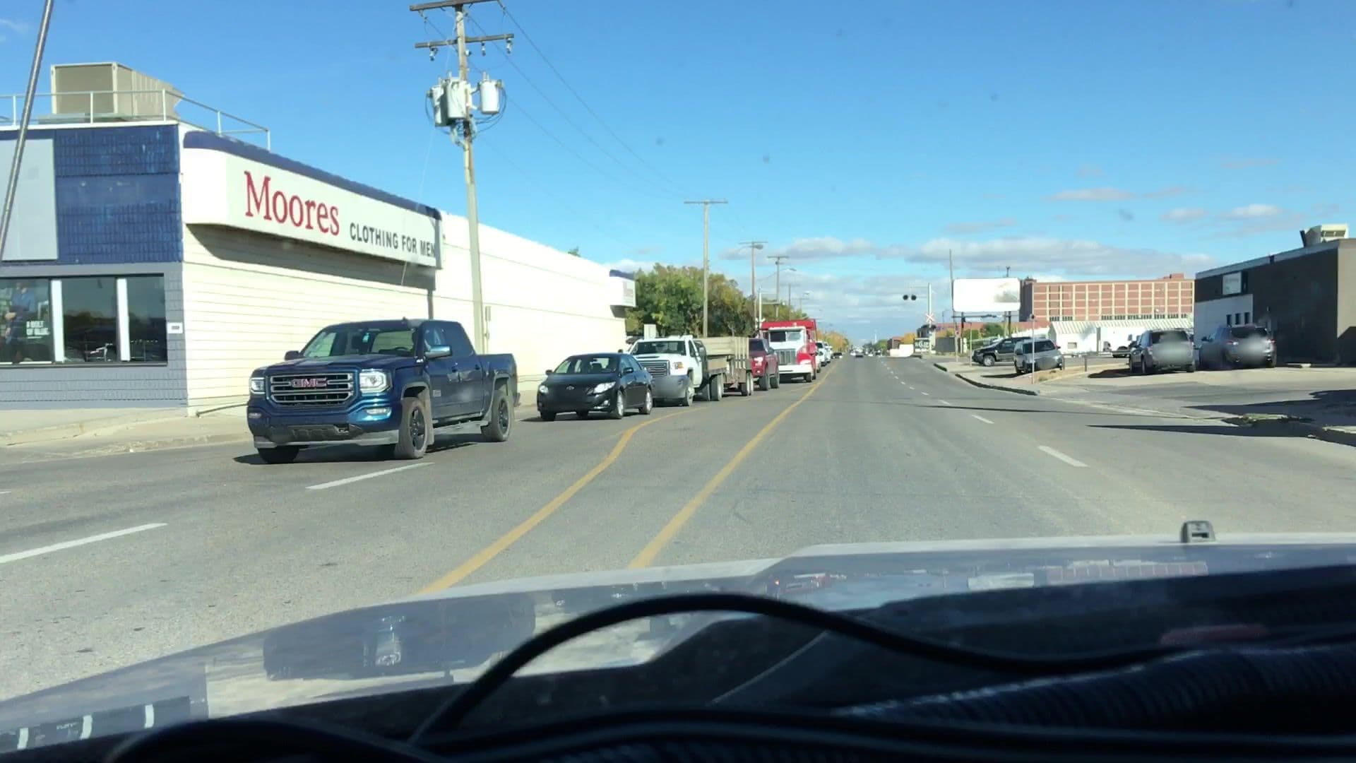 Street view near Knights Inn Regina, North Central — © lvl5 (CC BY-SA · Mapillary)