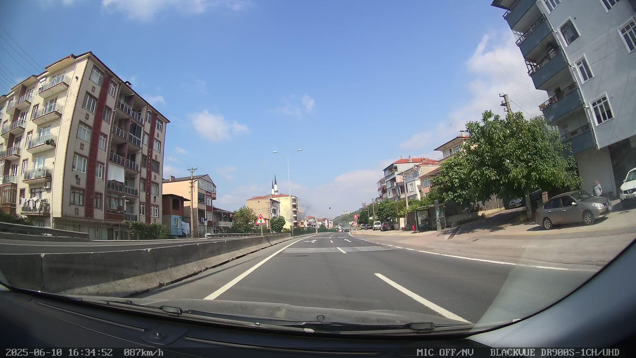 Street view near empire-suite-hotel, Halıdere — © Zafer (CC BY-SA · Mapillary)