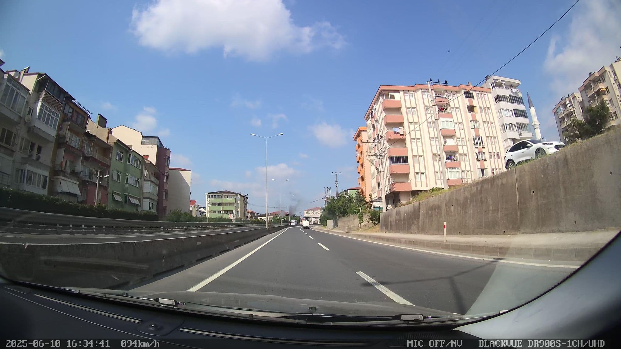 Street view near Salon, Halıdere — © Zafer (CC BY-SA · Mapillary)