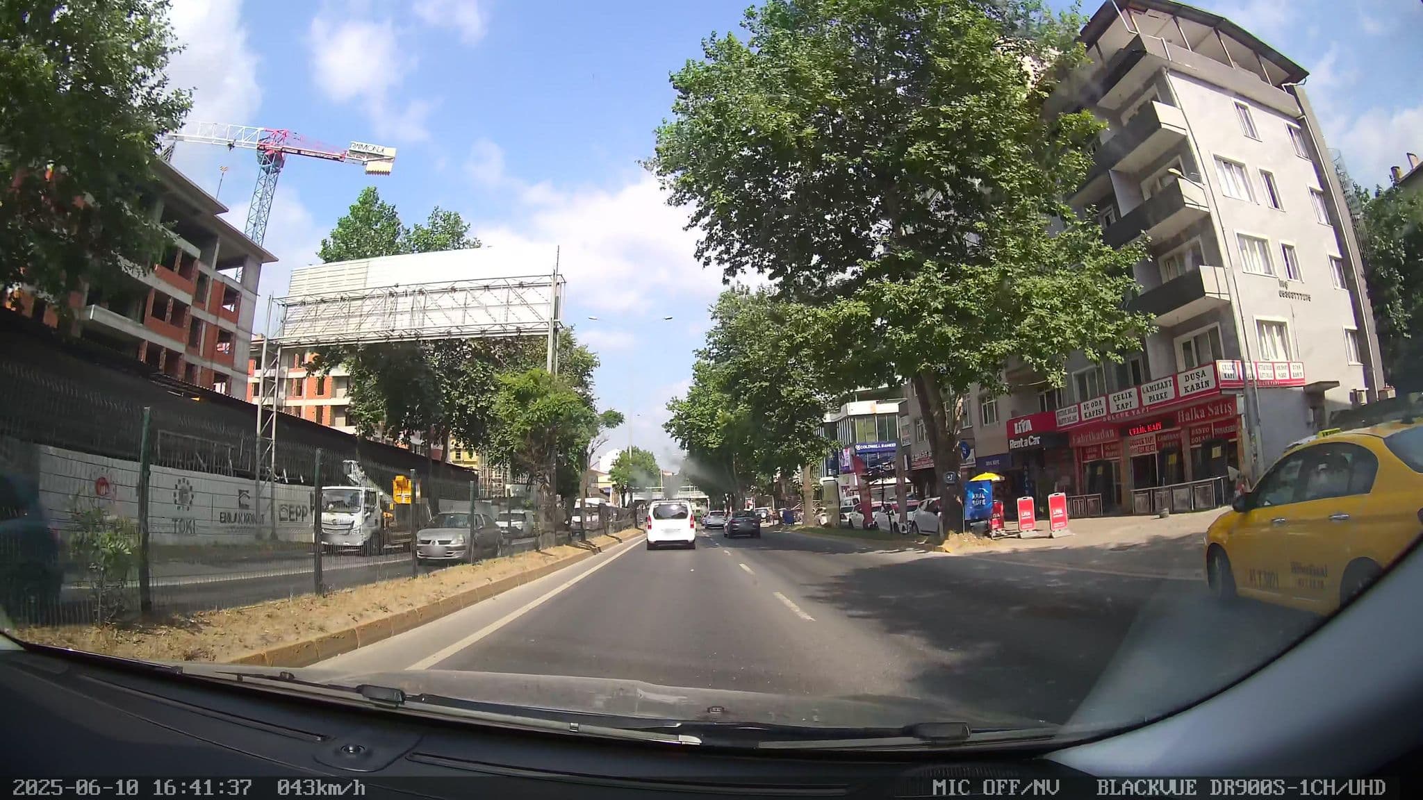 Street view near gölcük kaptan otel, Gölcük — © Zafer (CC BY-SA · Mapillary)