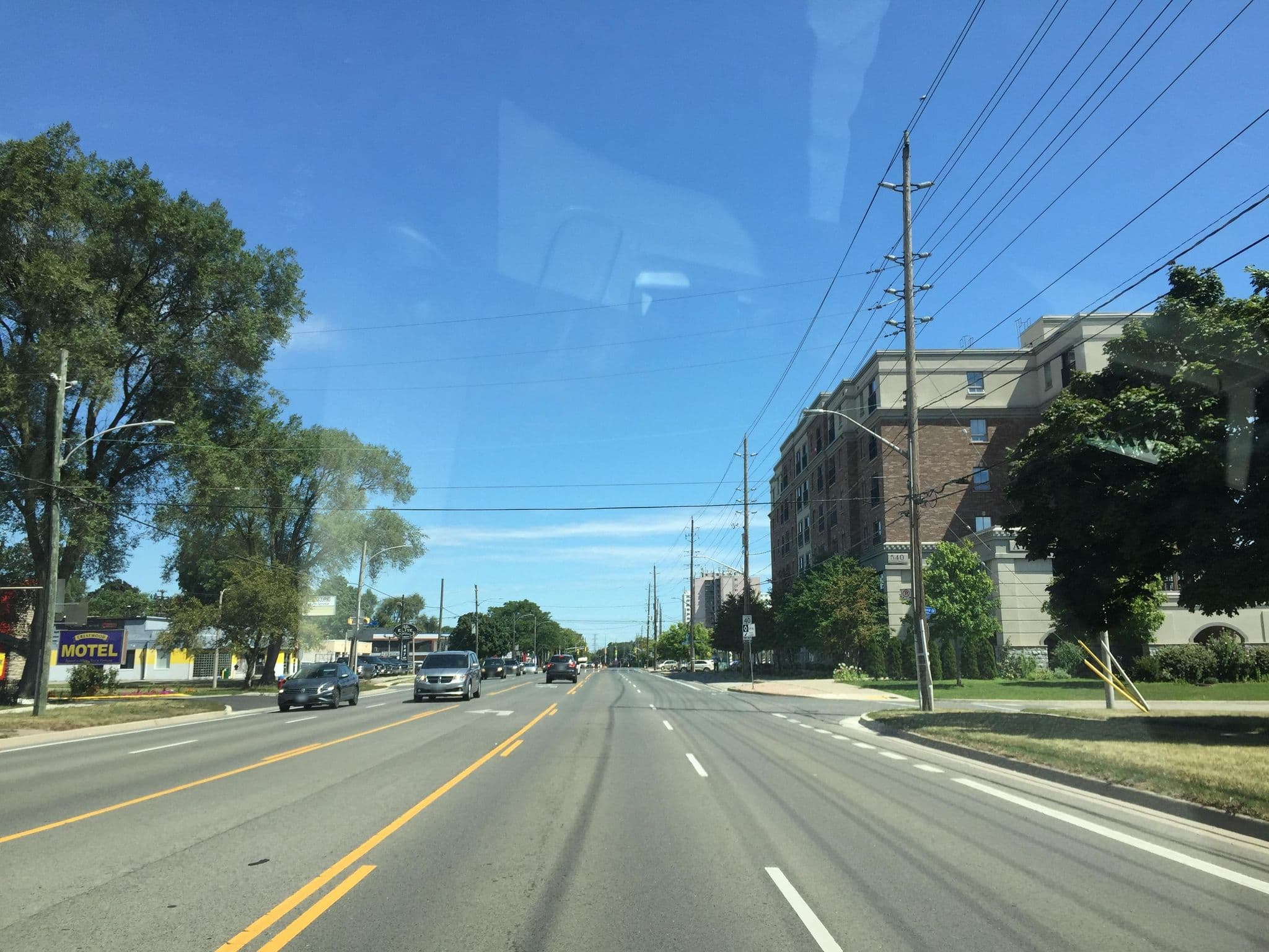 Street view near Knights Inn, Waterdown — © privateacorn (CC BY-SA · Mapillary)