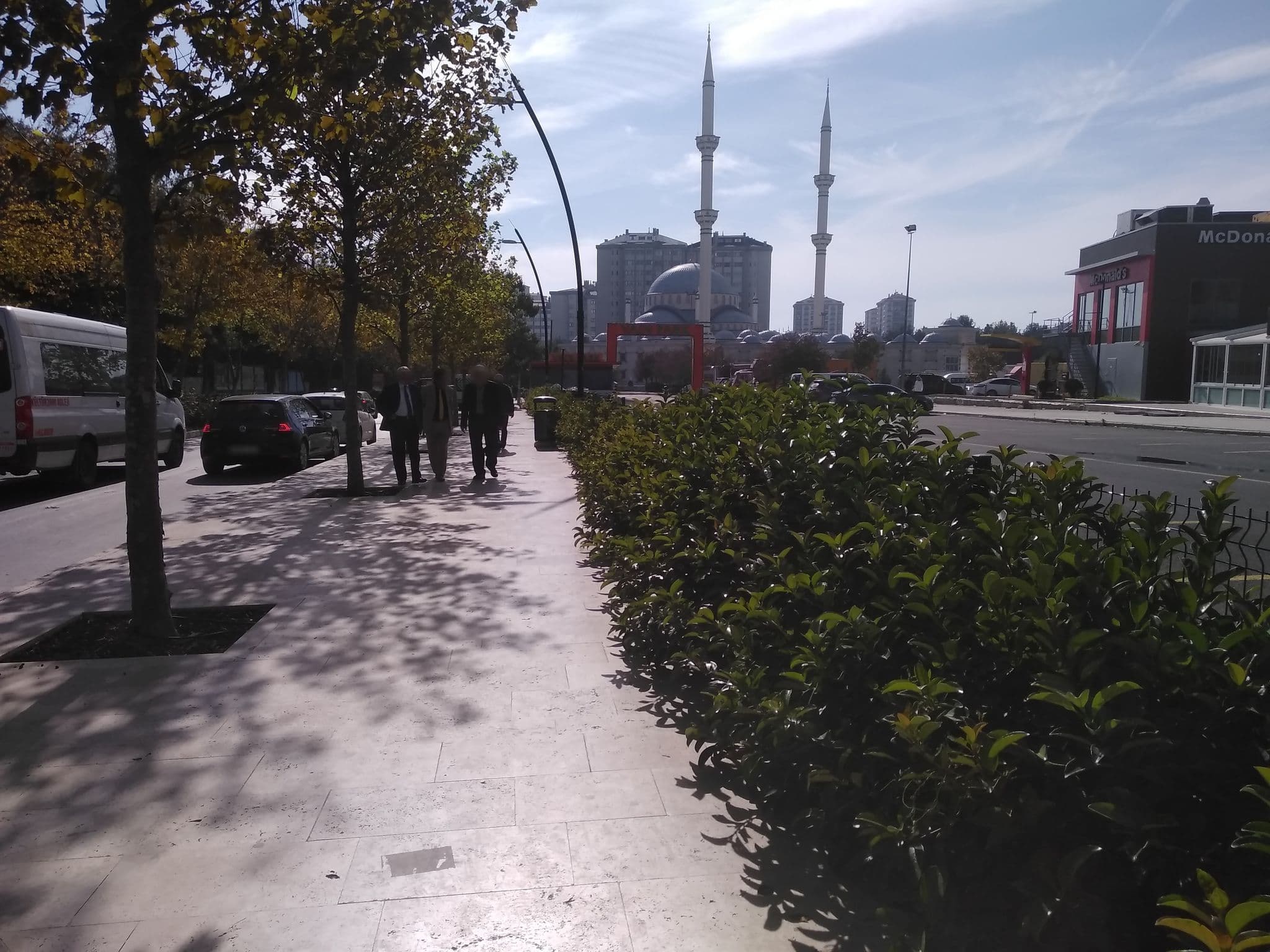 Street view near Grand Eker Hotel, Gürpınar — © boracasli (CC BY-SA · Mapillary)