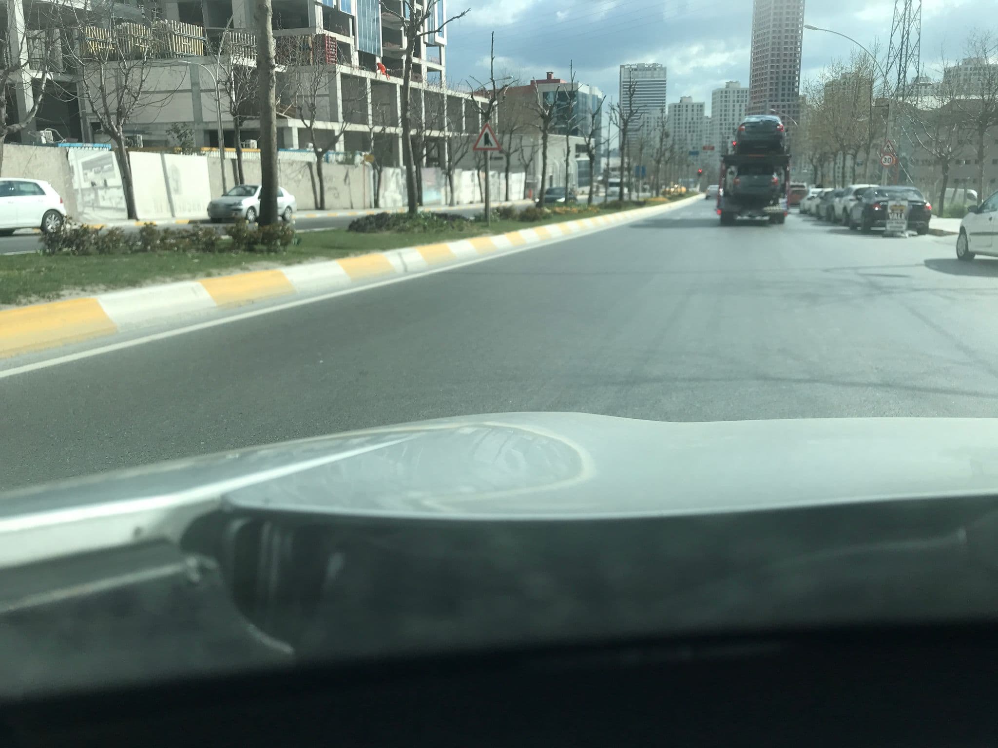 Street view near Bika Suietes Hotel ☆☆☆☆, Esenyurt — © yeliz (CC BY-SA · Mapillary)